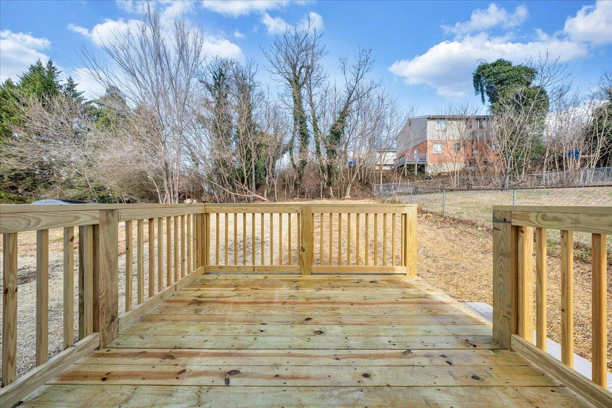 1814 Riverdale RD SE - Photo 32