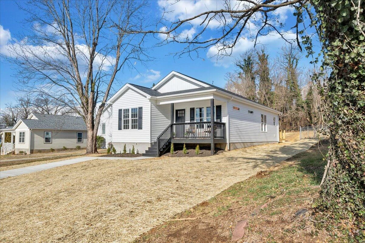 1814 Riverdale RD SE - Photo 33