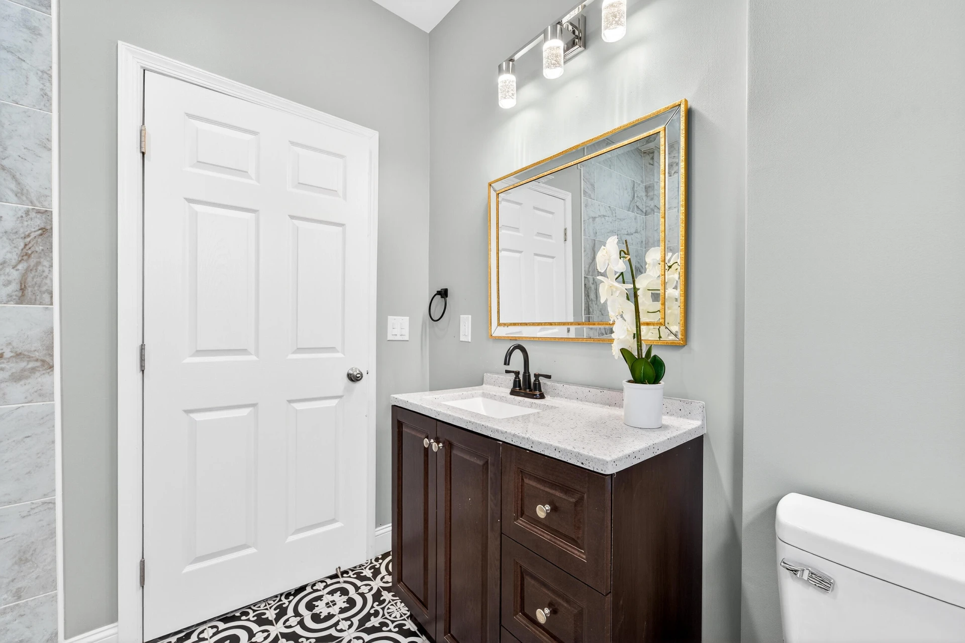 1015 Rugby BLVD NW - Photo 21