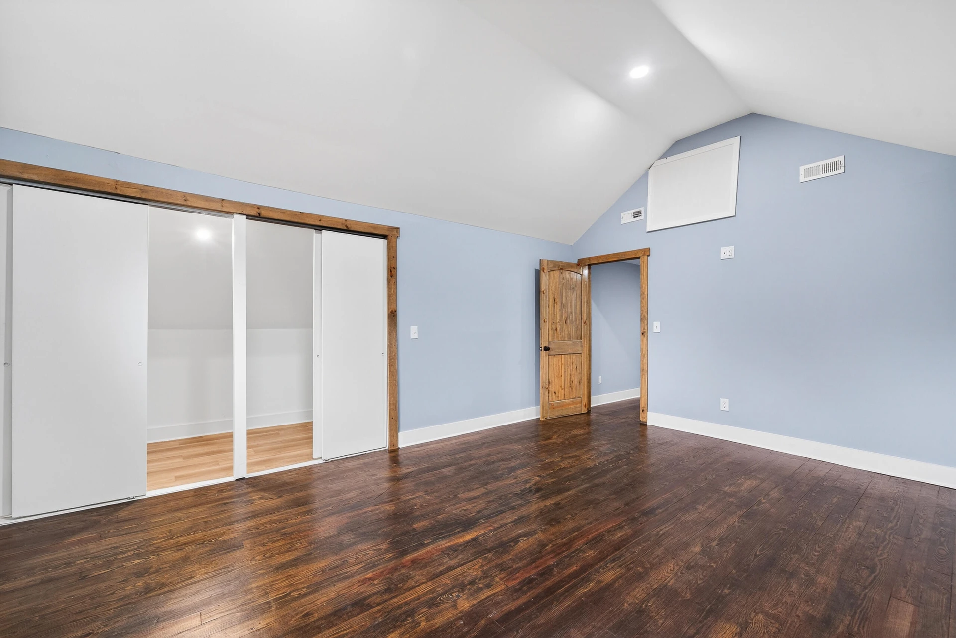 1015 Rugby BLVD NW - Photo 30
