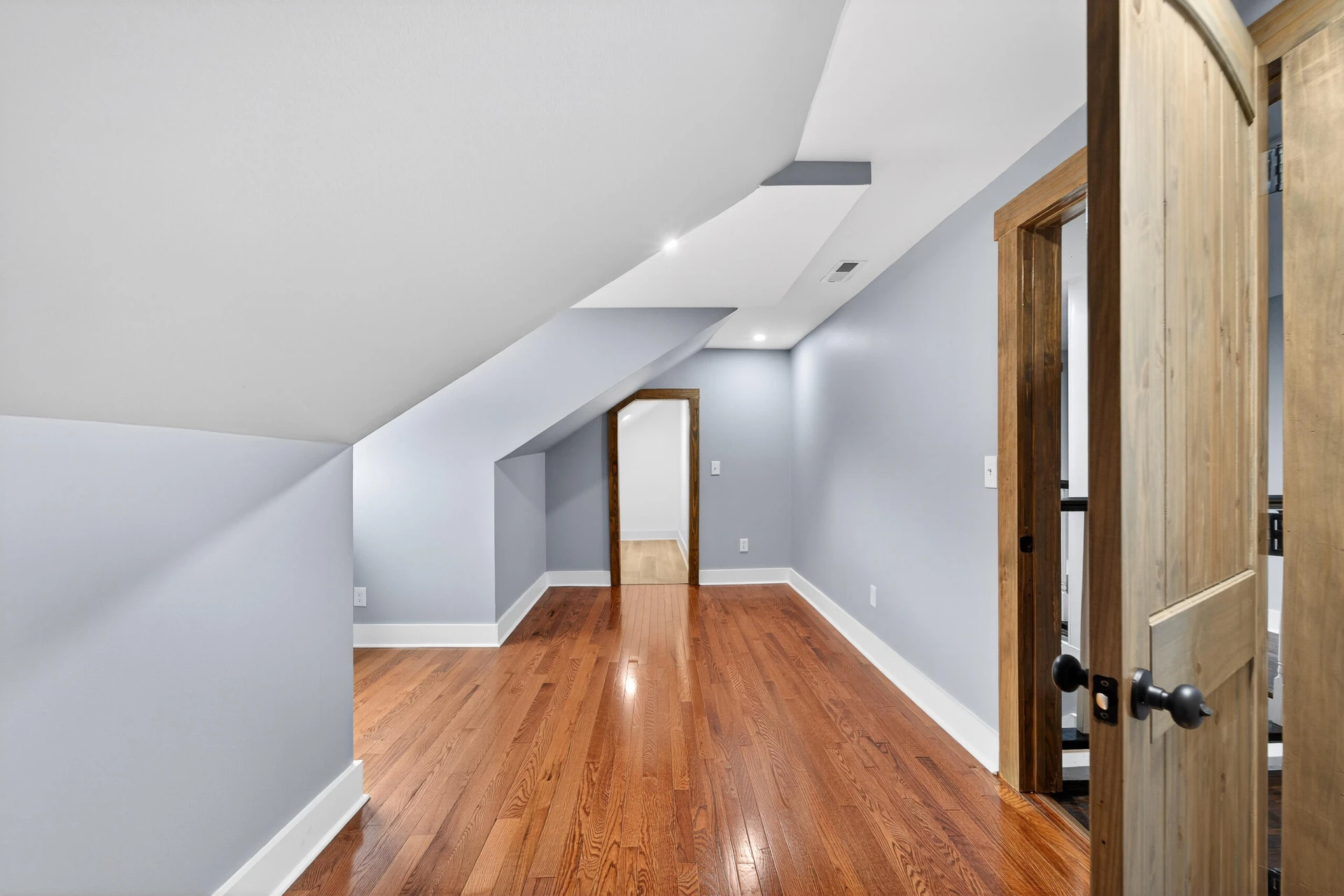 1015 Rugby BLVD NW - Photo 33