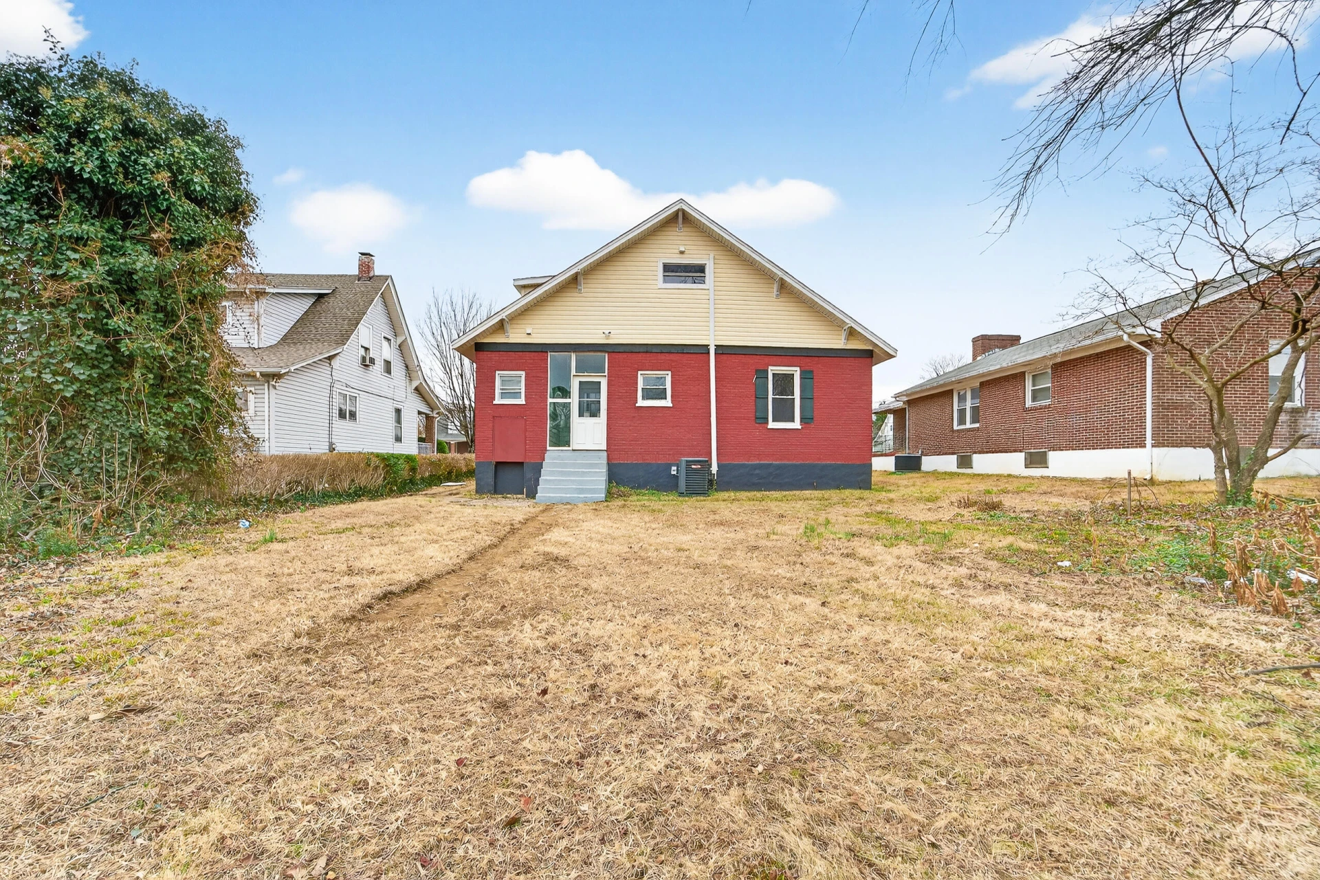 1015 Rugby BLVD NW - Photo 39