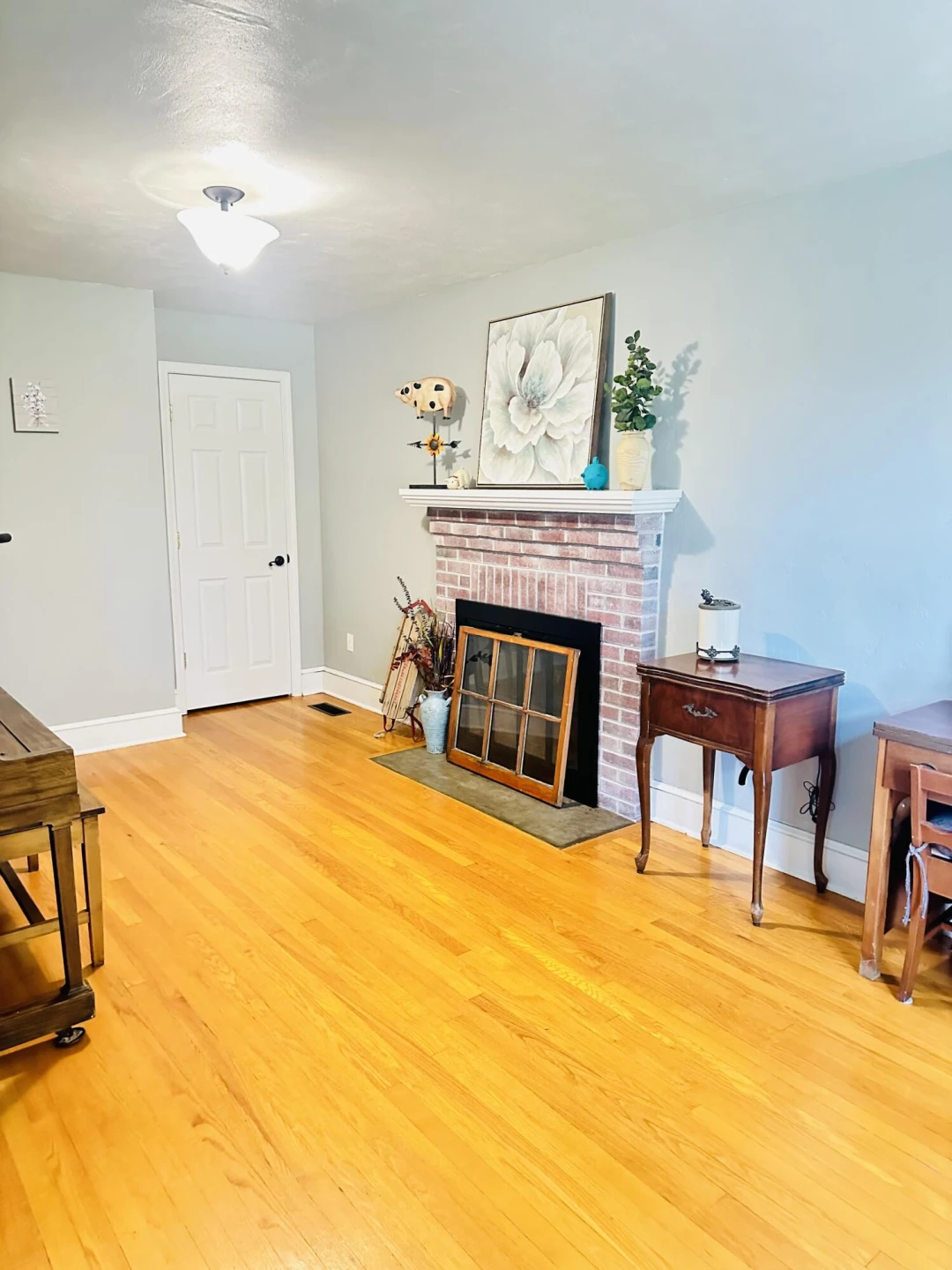1818 Burnt Chimney RD - Photo 4