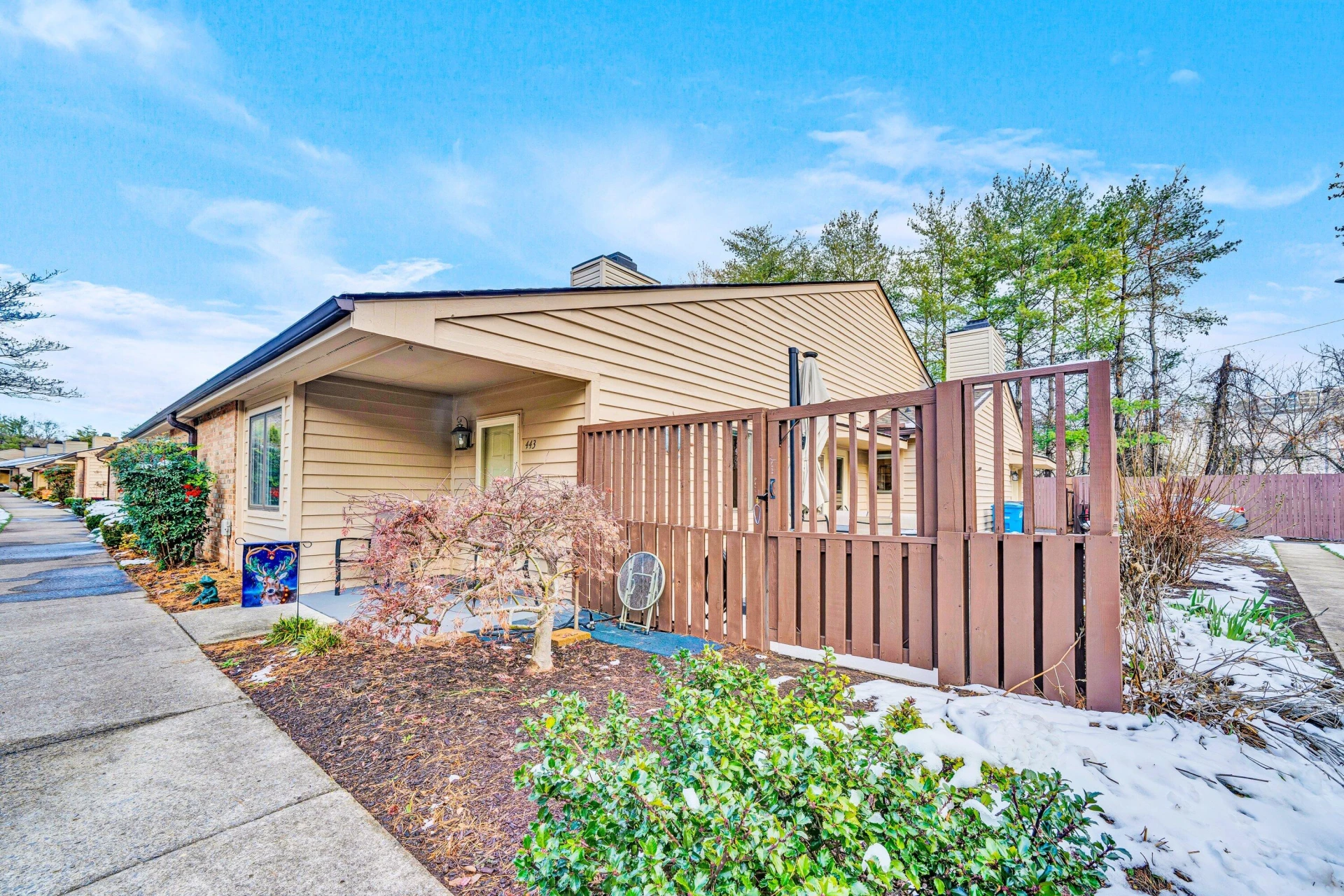 443 Windward DR SW #443