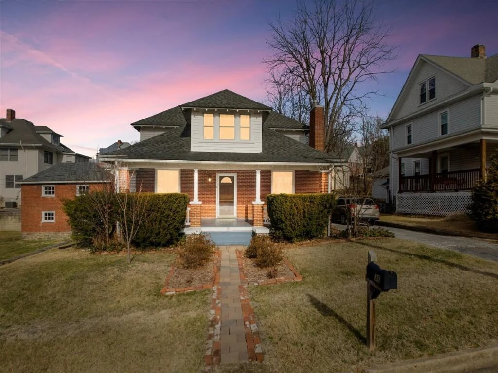 36 NW 8th ST NW