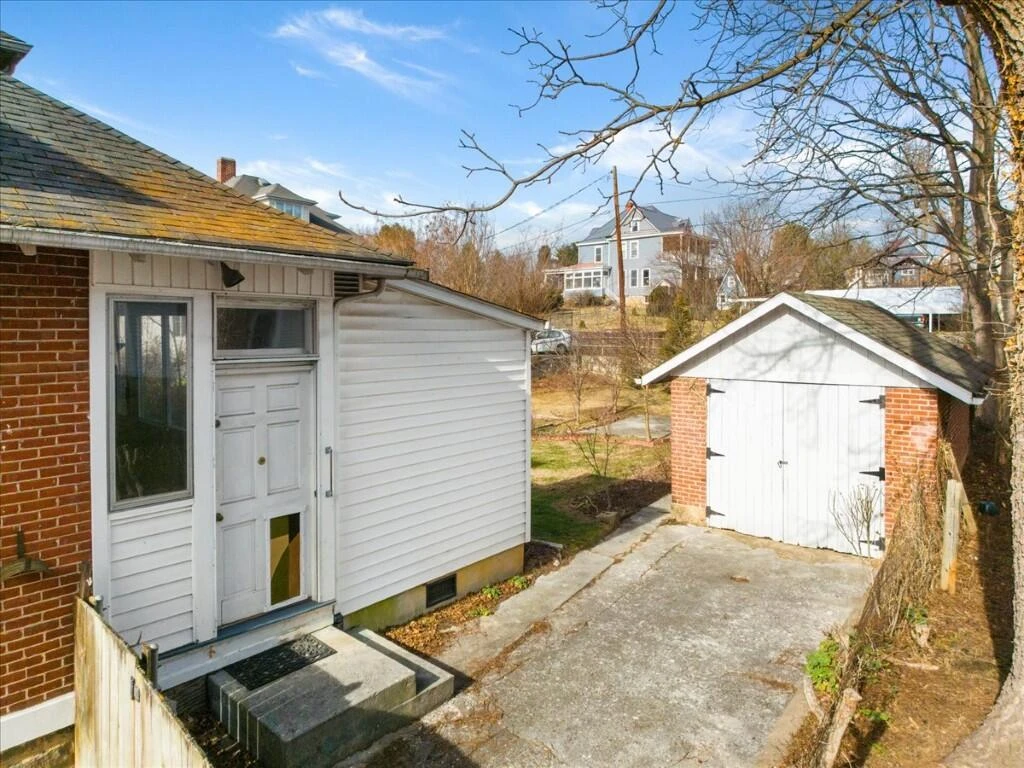 36 NW 8th ST NW - Photo 53