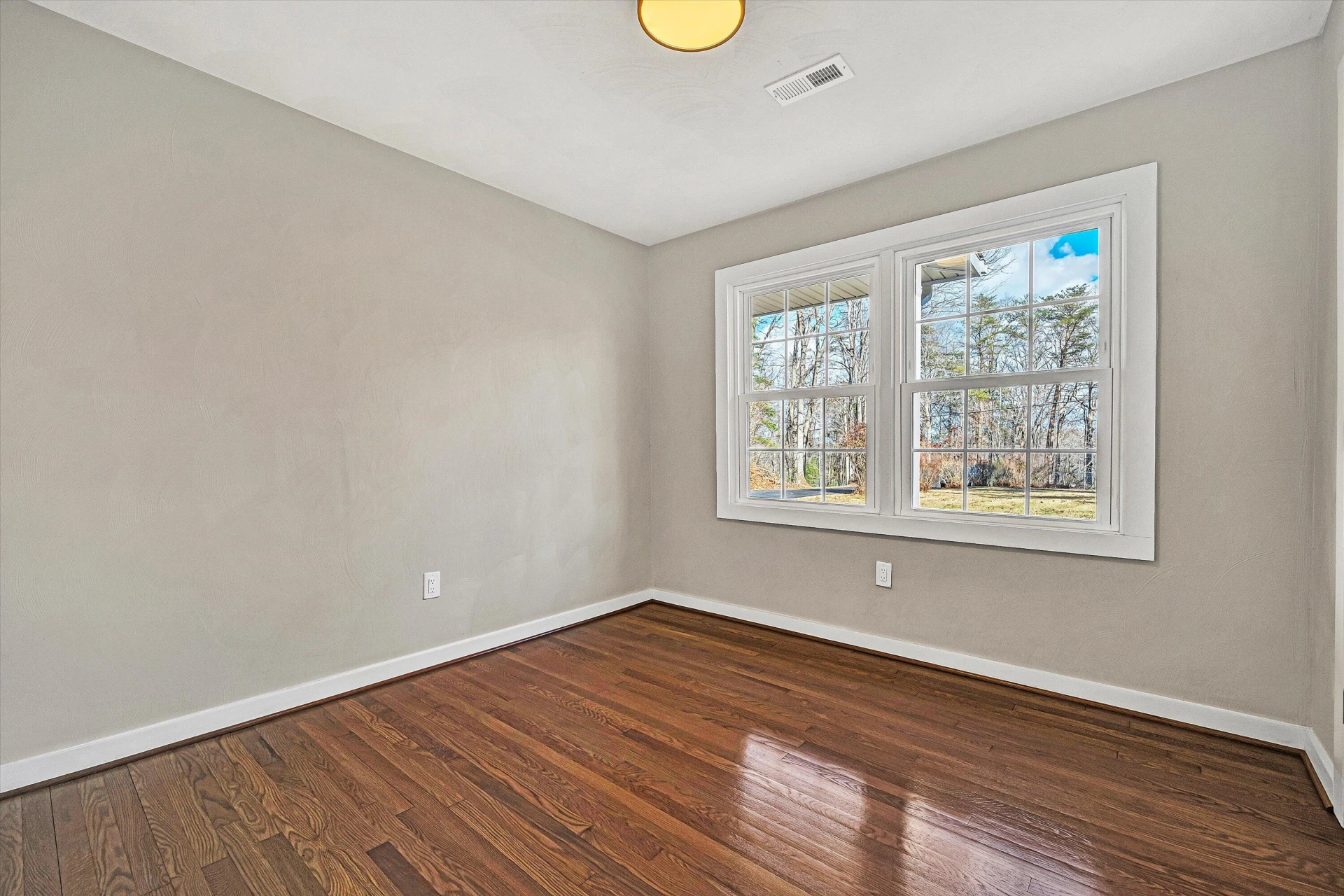 4883 Edwardsville RD - Photo 14