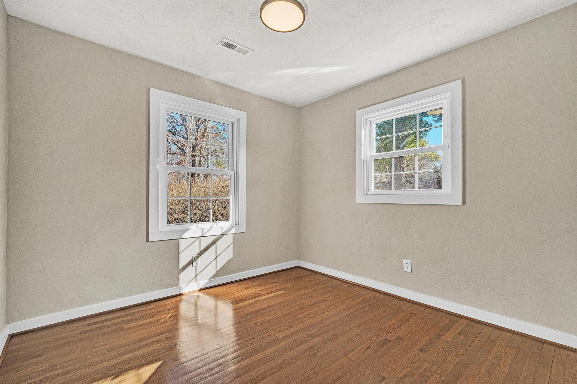 4883 Edwardsville RD - Photo 16