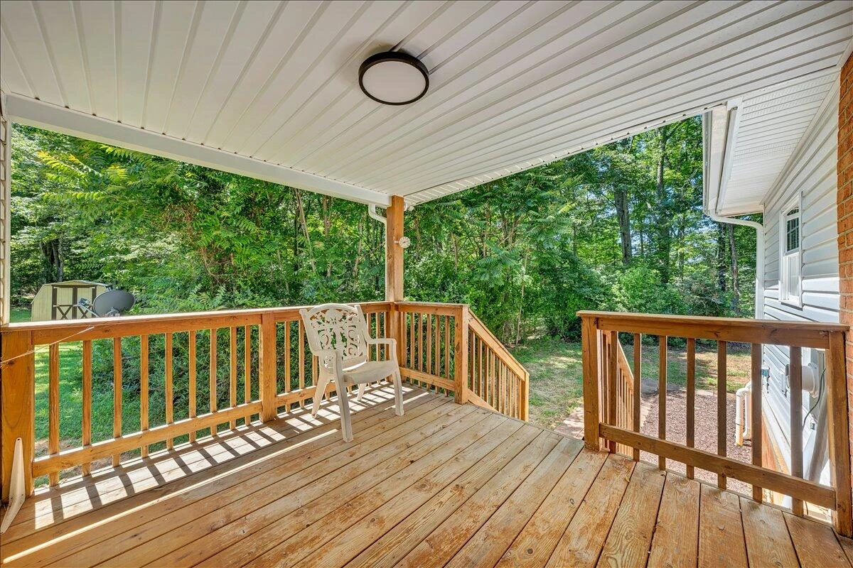 4883 Edwardsville RD - Photo 19