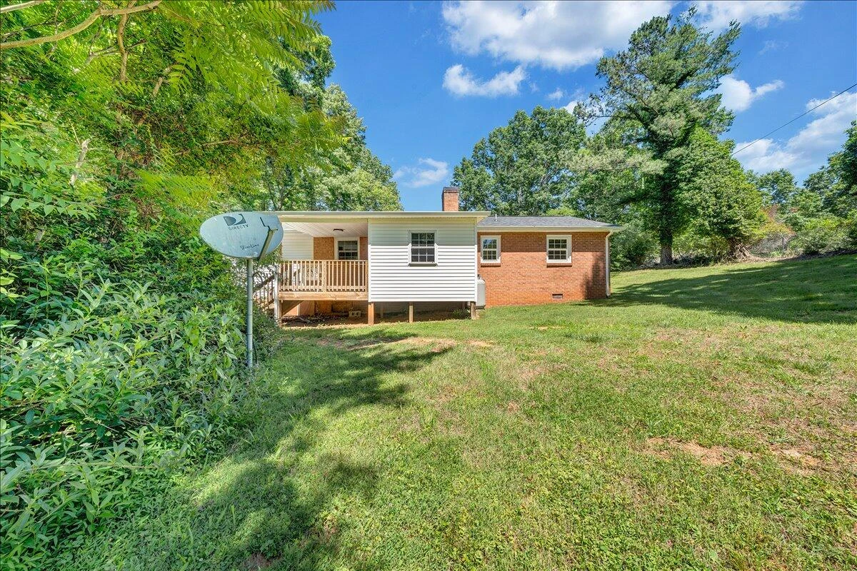 4883 Edwardsville RD - Photo 29