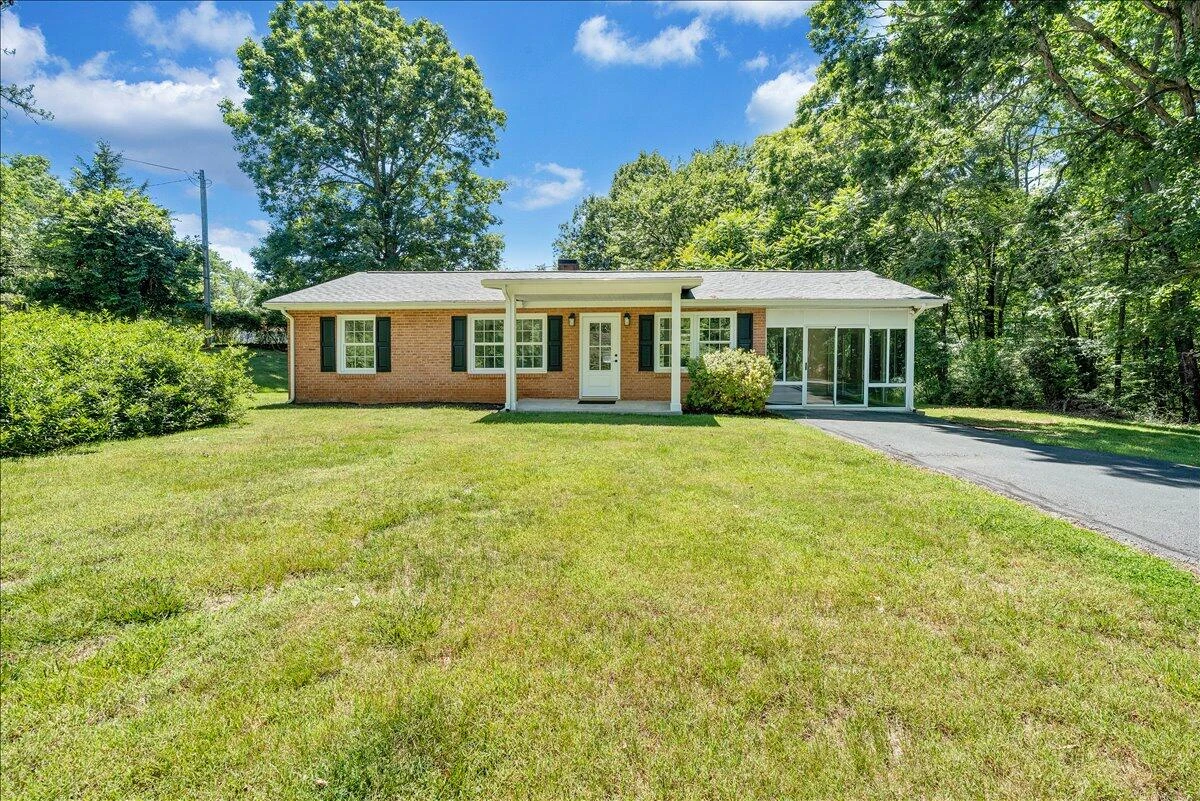 4883 Edwardsville RD - Photo 34