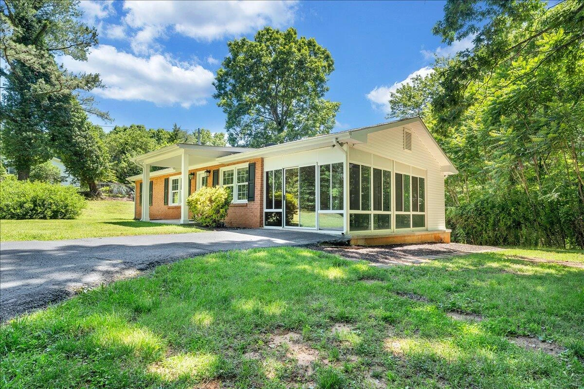 4883 Edwardsville RD - Photo 35