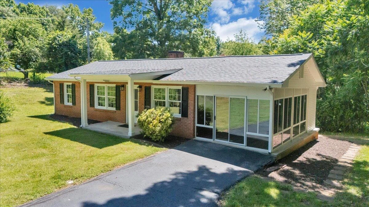 4883 Edwardsville RD - Photo 37