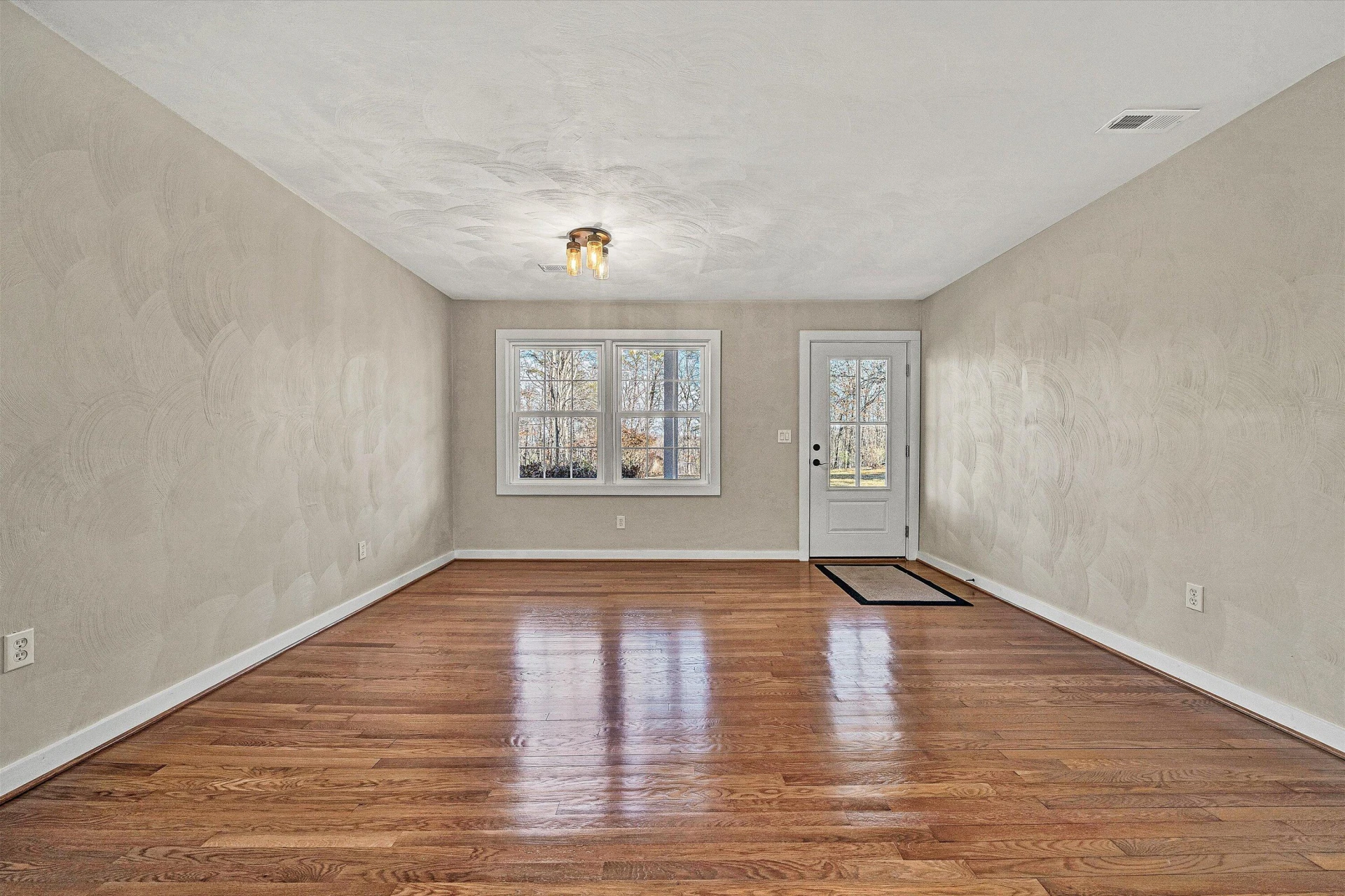 4883 Edwardsville RD - Photo 3