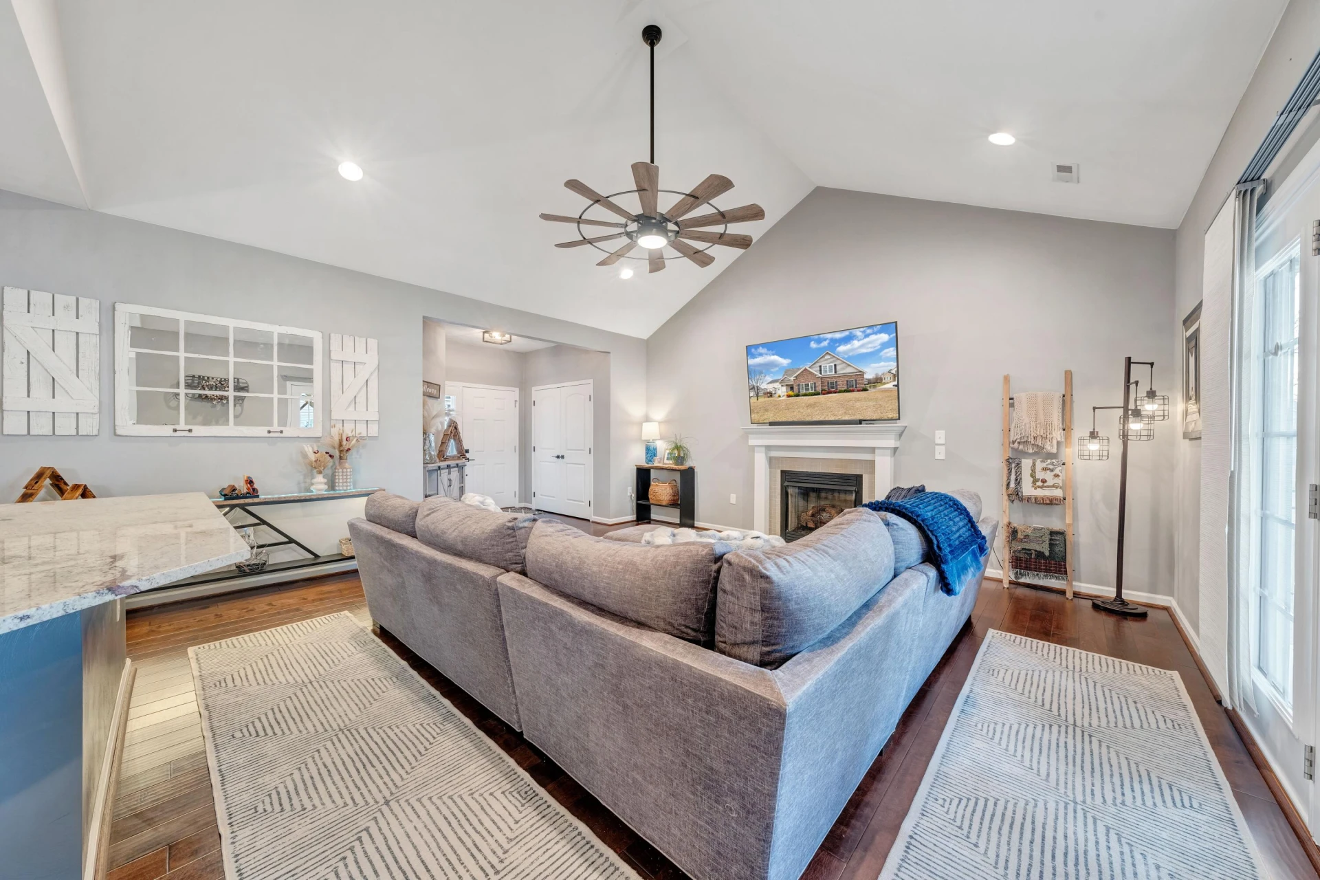 3015 Adam DR - Photo 11