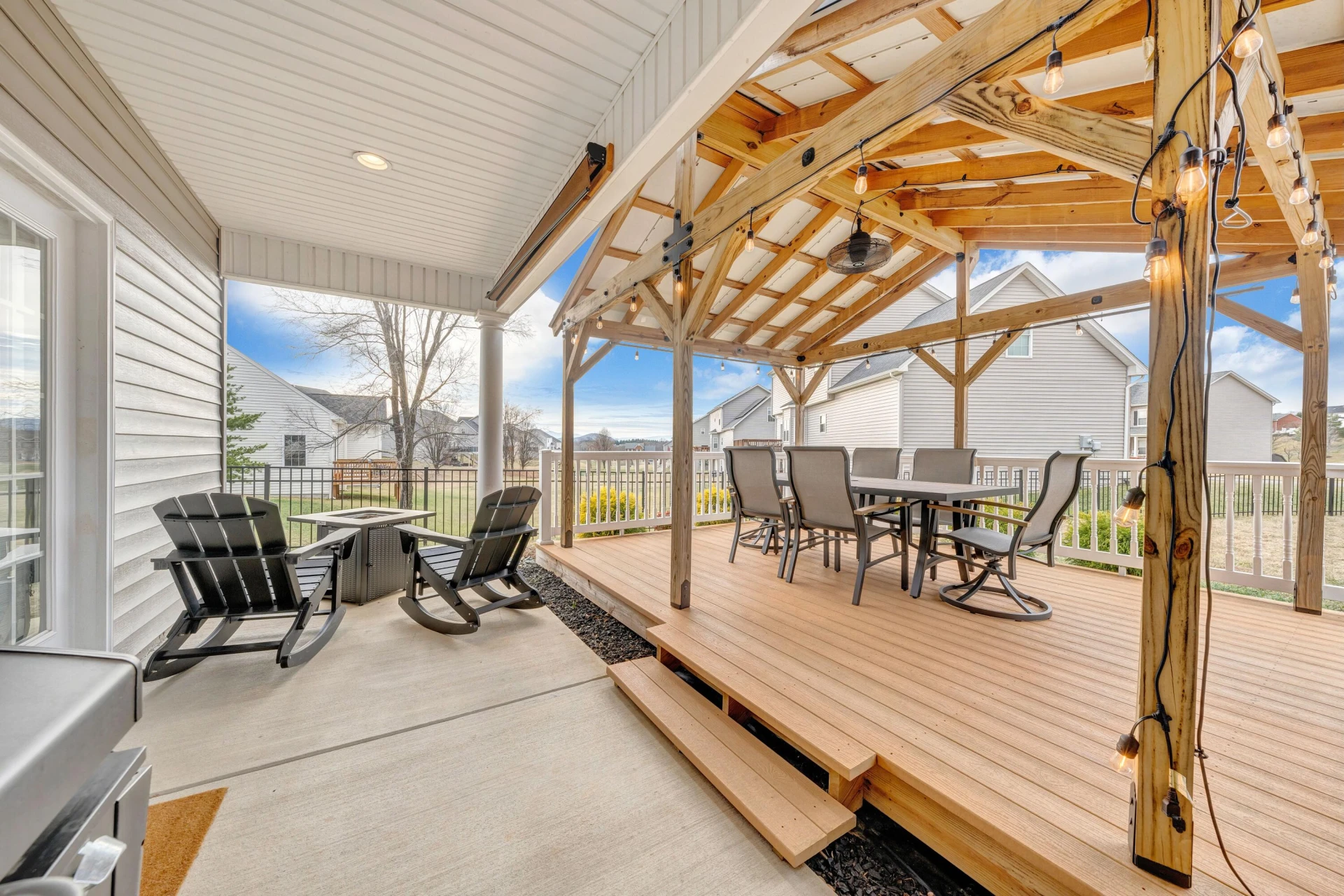 3015 Adam DR - Photo 37