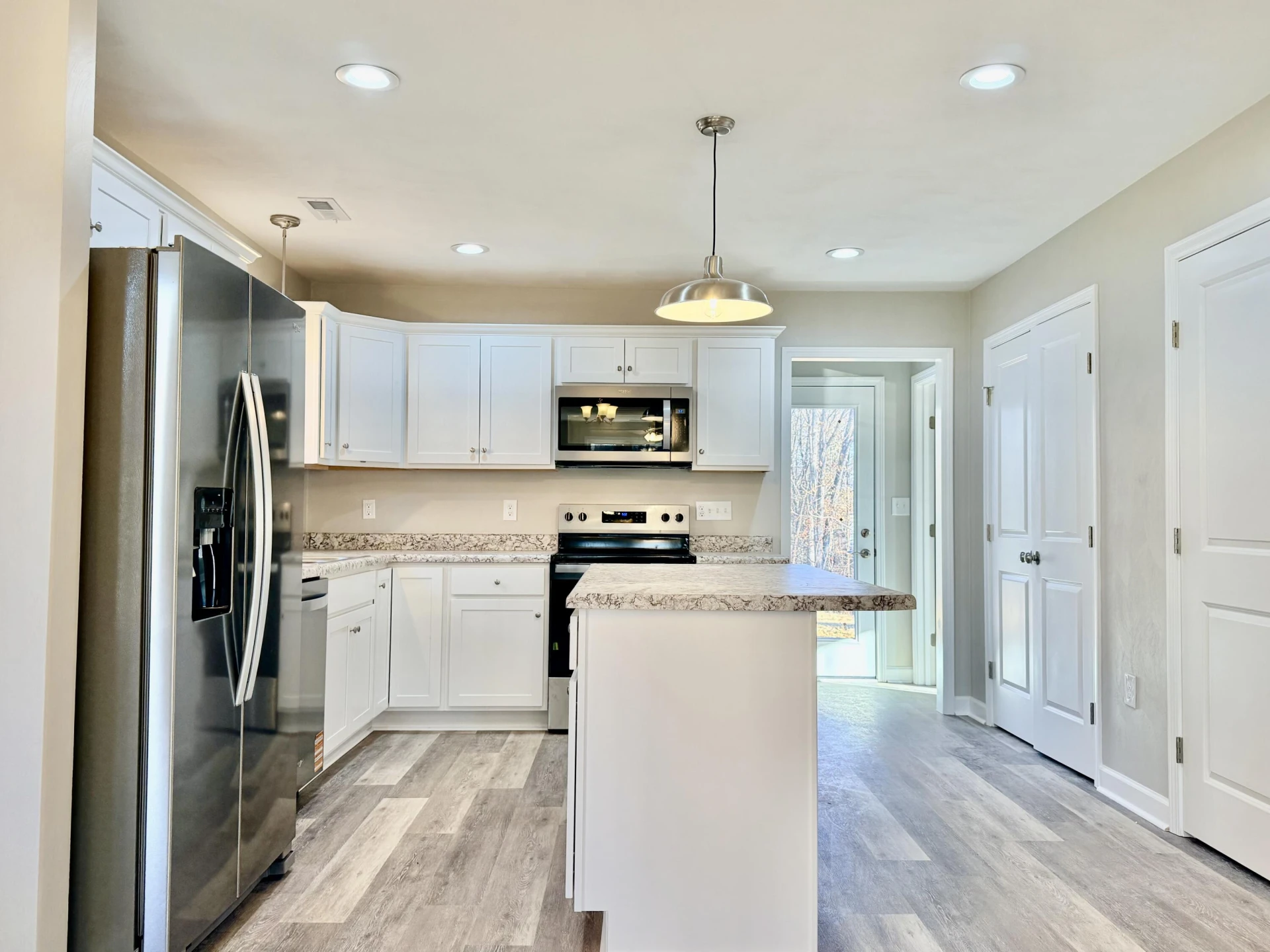 4305 Camille AVE NW - Photo 3