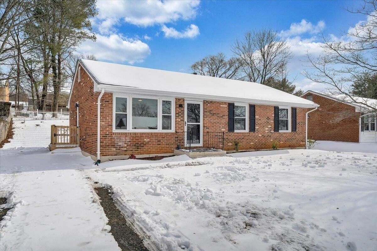 4753 Long Acre DR NE - Photo 37