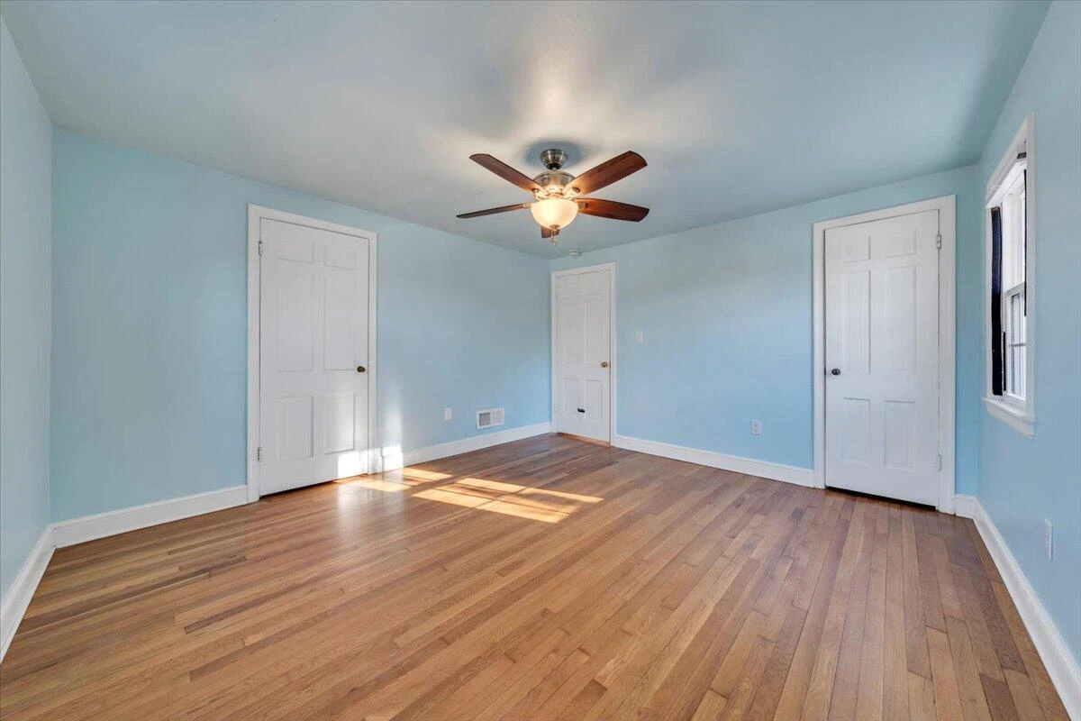 2554 ALBERTA AVE SW - Photo 15
