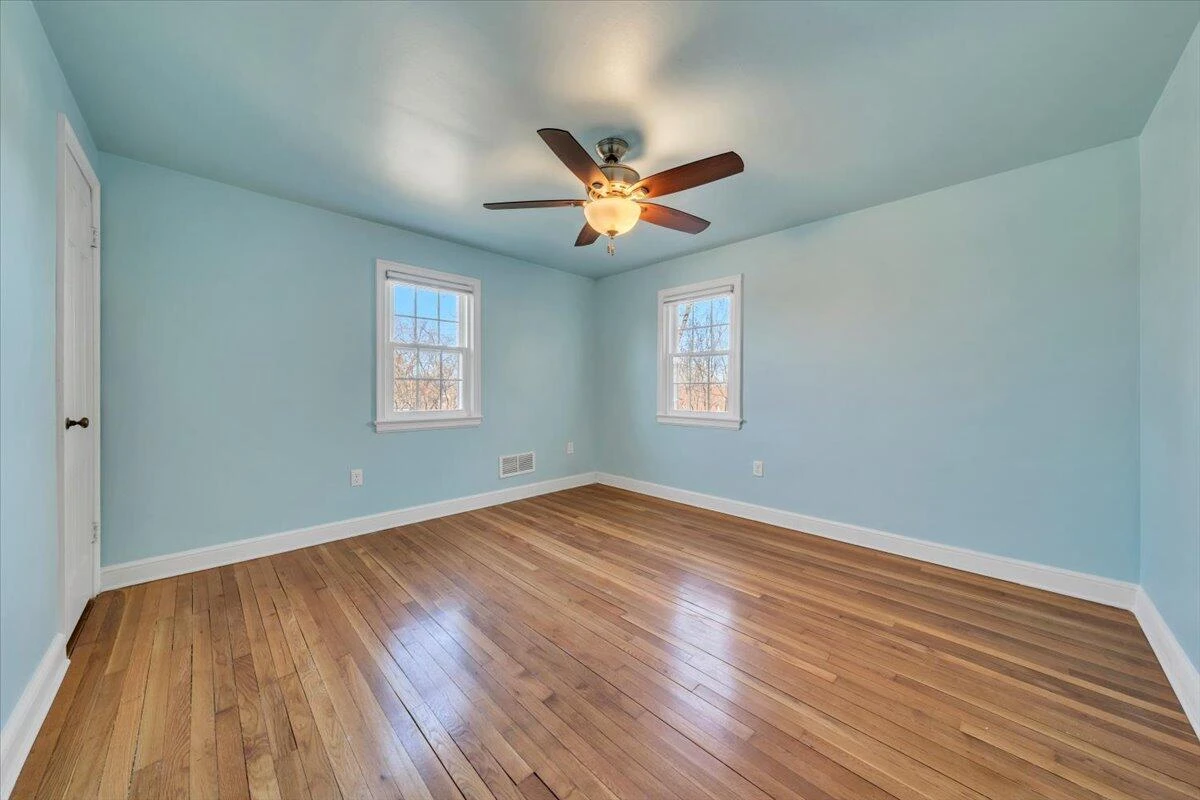 2554 ALBERTA AVE SW - Photo 18