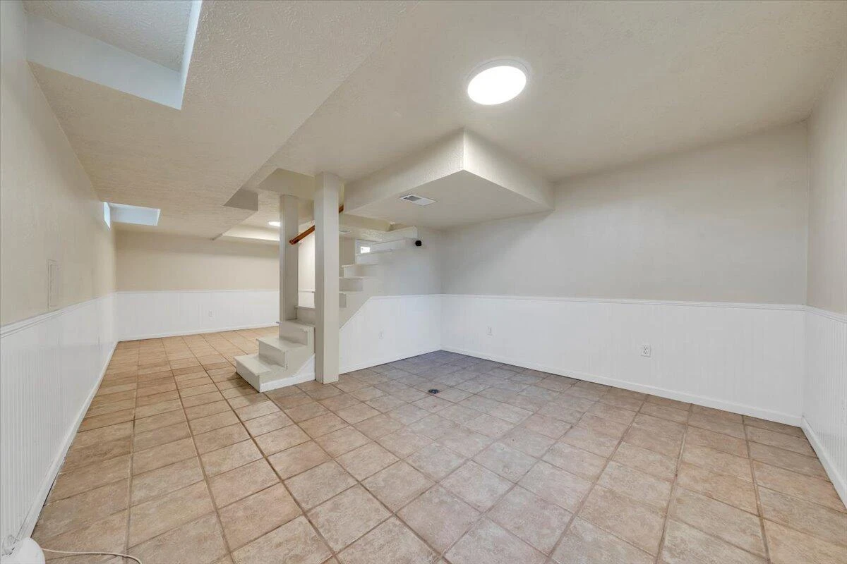 2554 ALBERTA AVE SW - Photo 23
