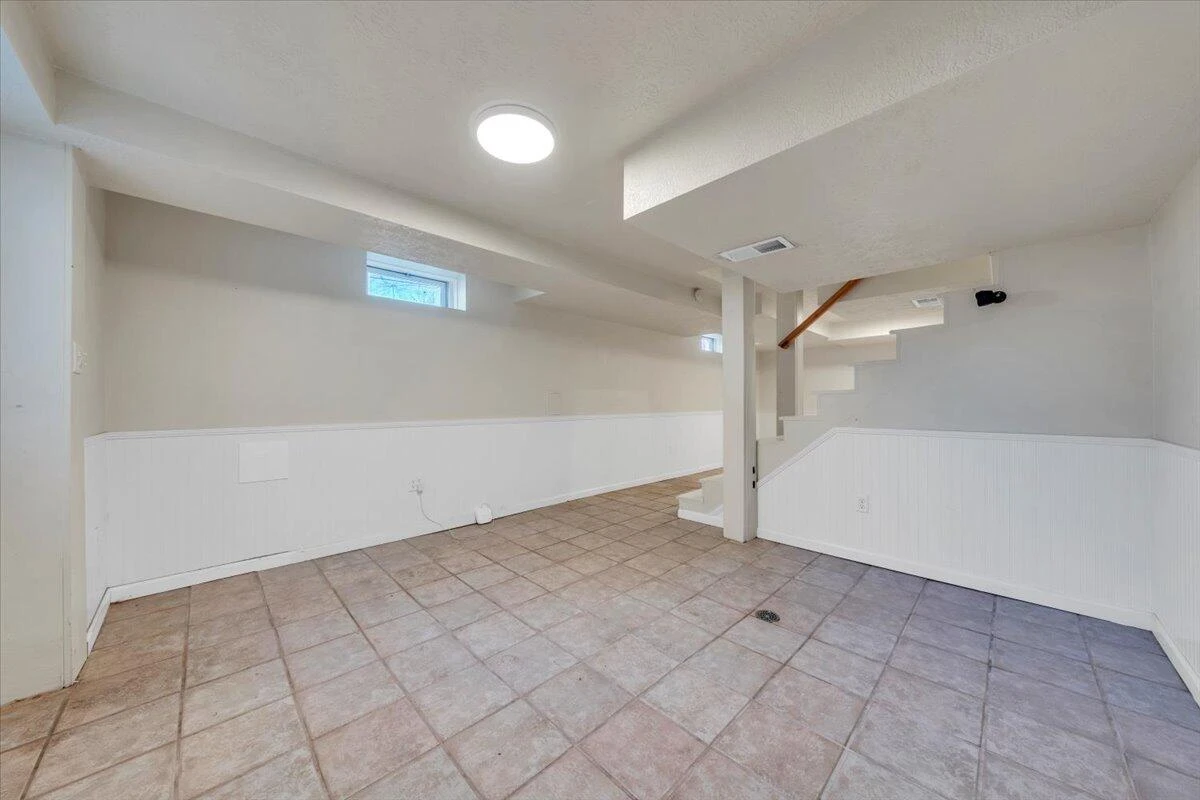 2554 ALBERTA AVE SW - Photo 25