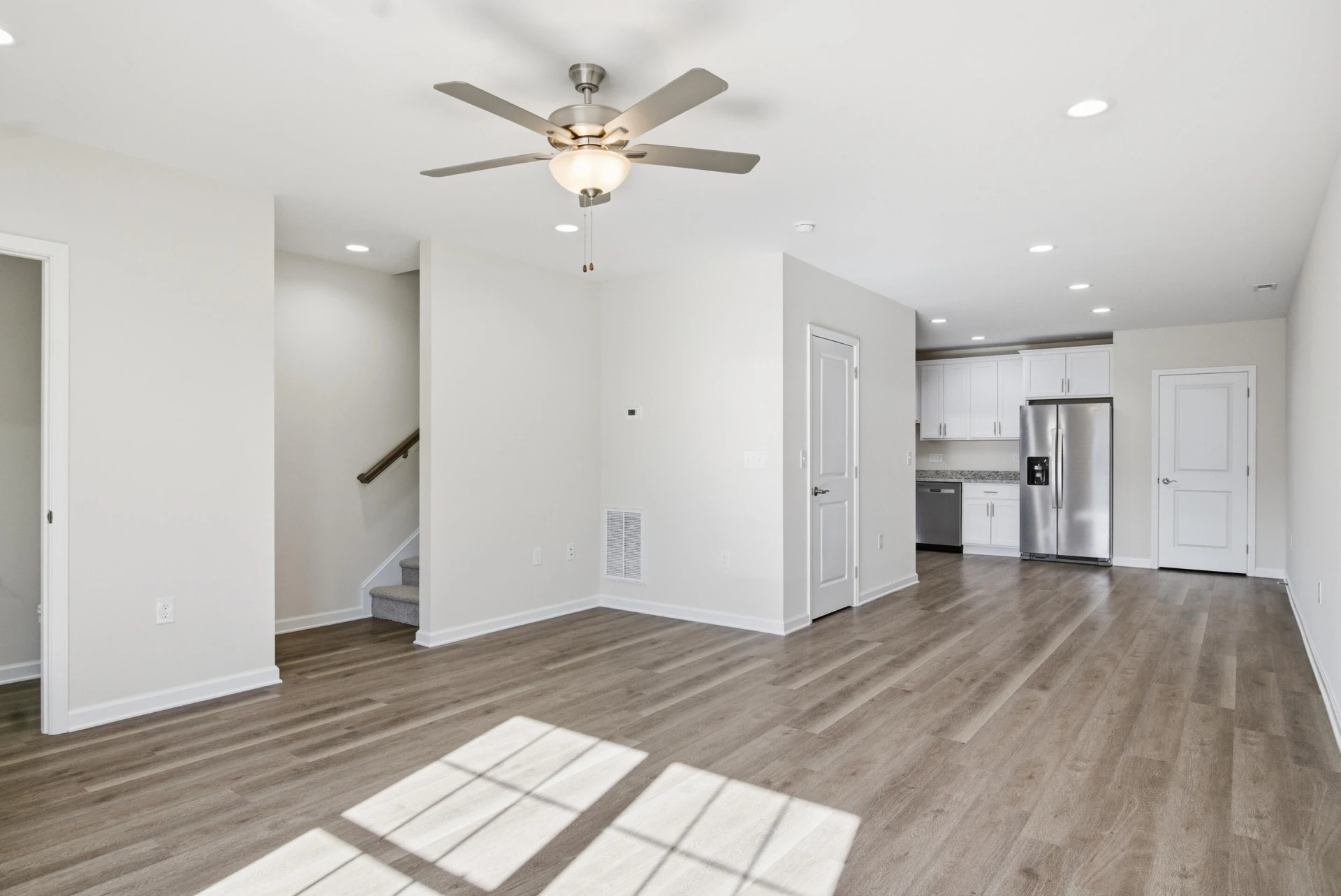 409 N Washington AVE #12 - Photo 11