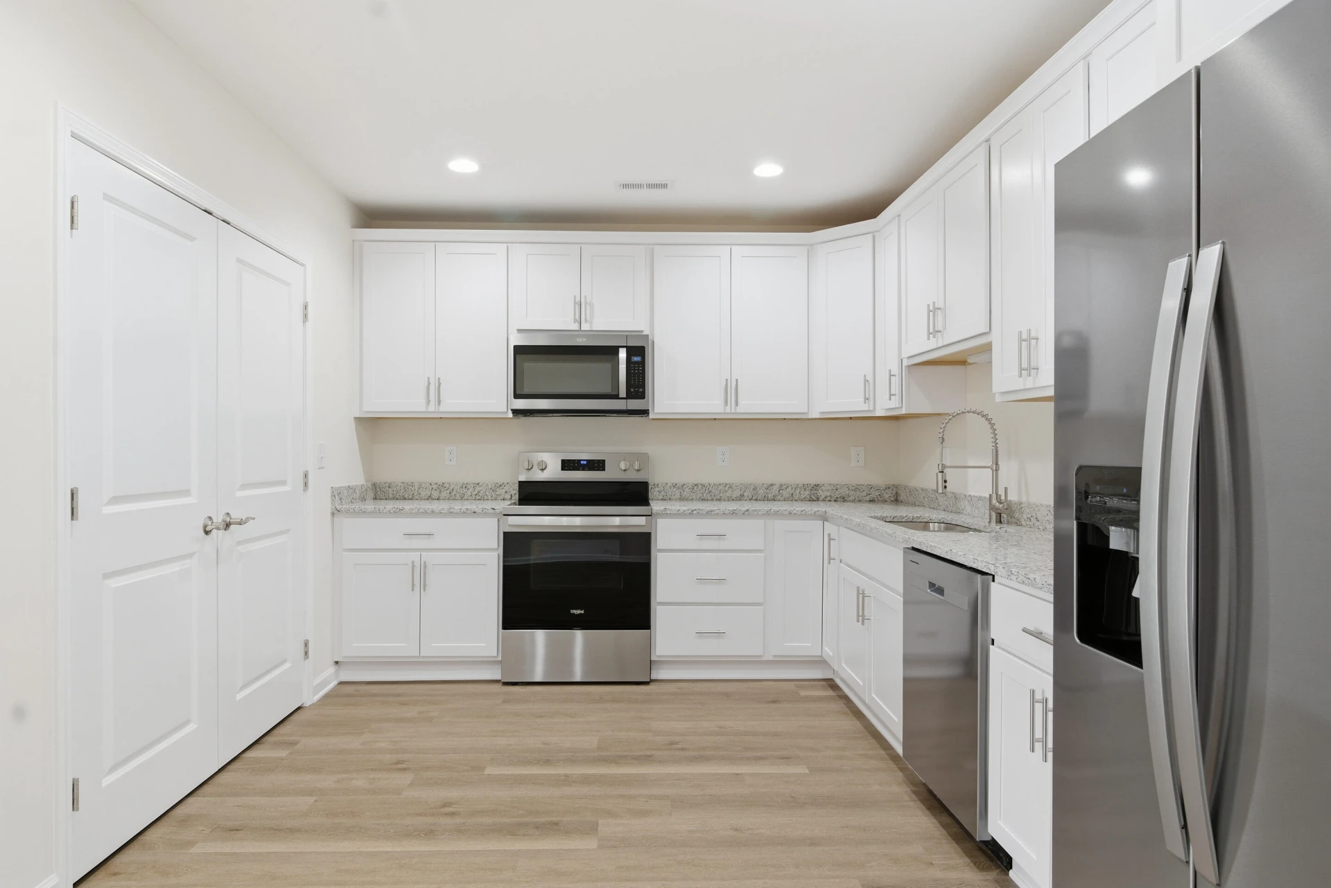 409 N Washington AVE #12 - Photo 13