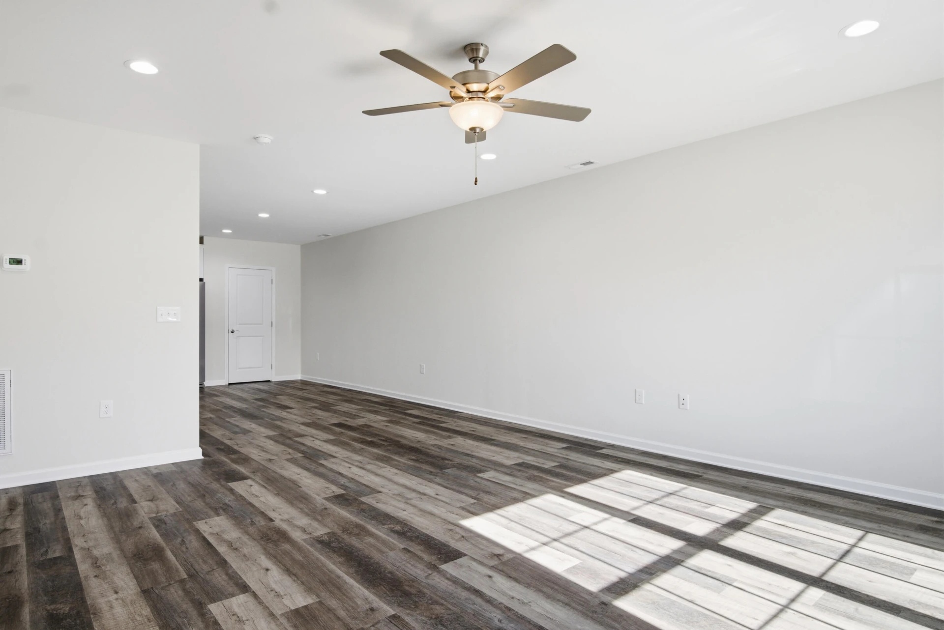 417 N Washington AVE #8 - Photo 2