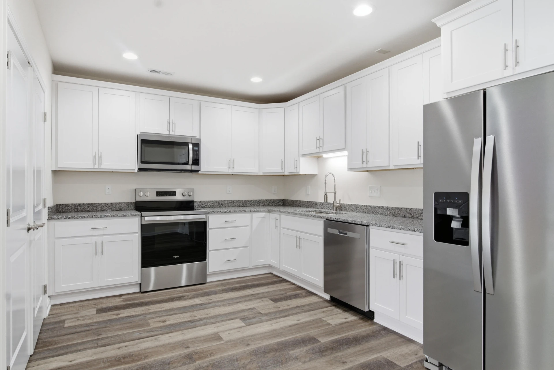 421 N Washington AVE #6 - Photo 7