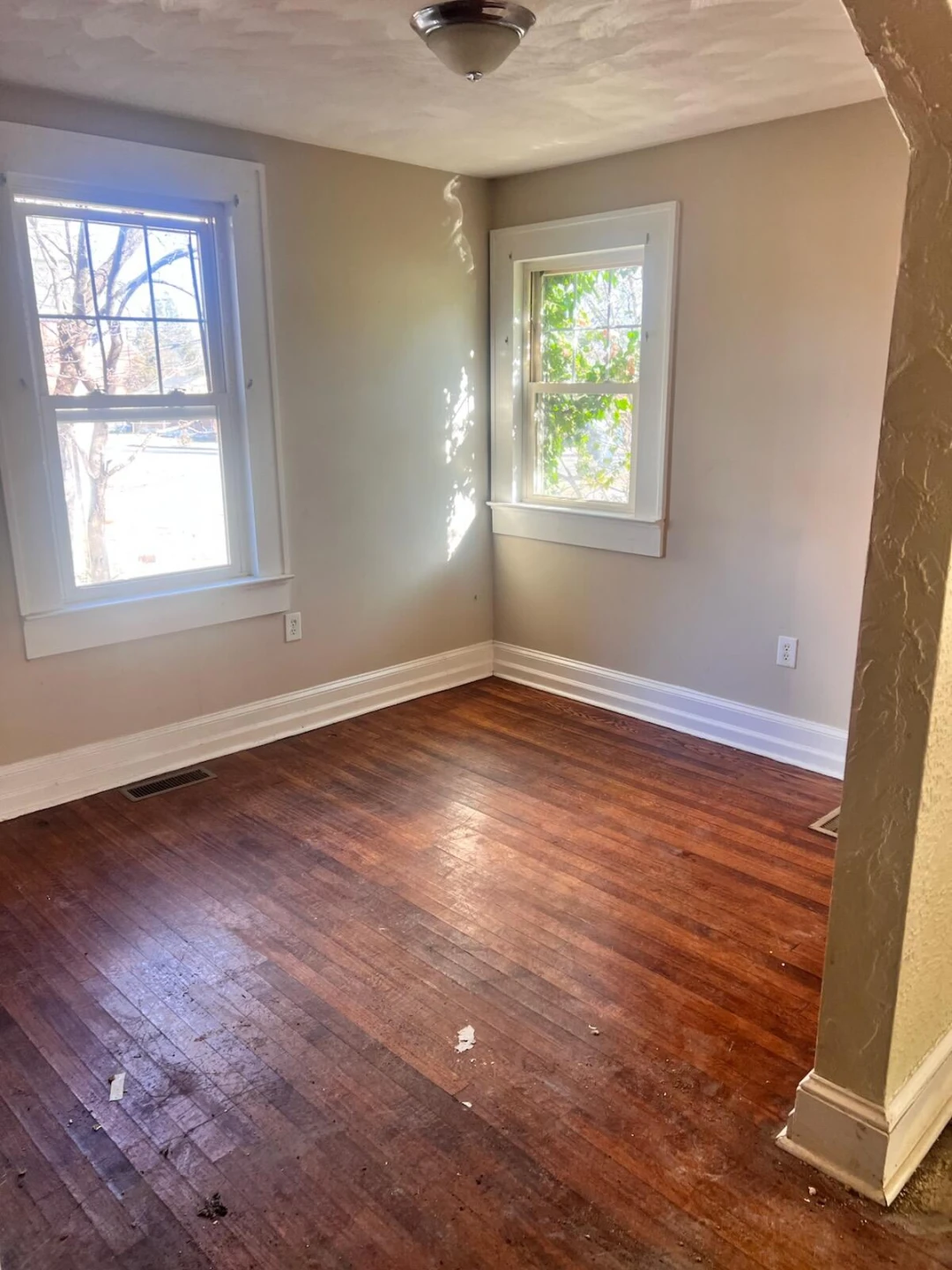 2208 10th ST NW - Photo 6