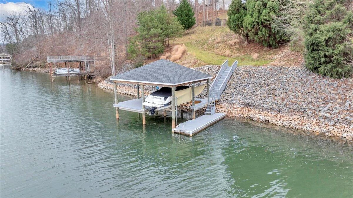 230 Sterling CIR - Photo 95