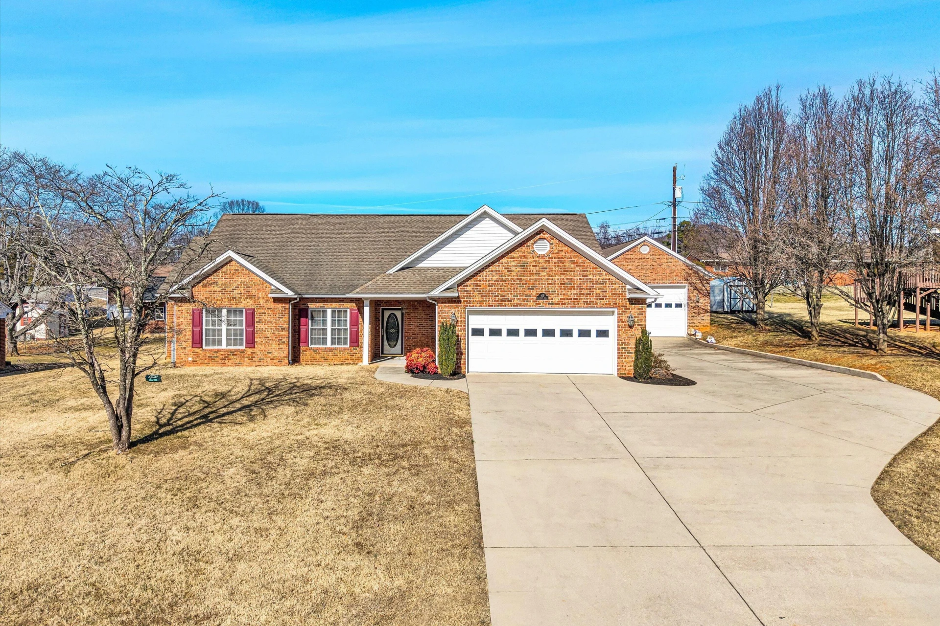 405 Dawnridge DR