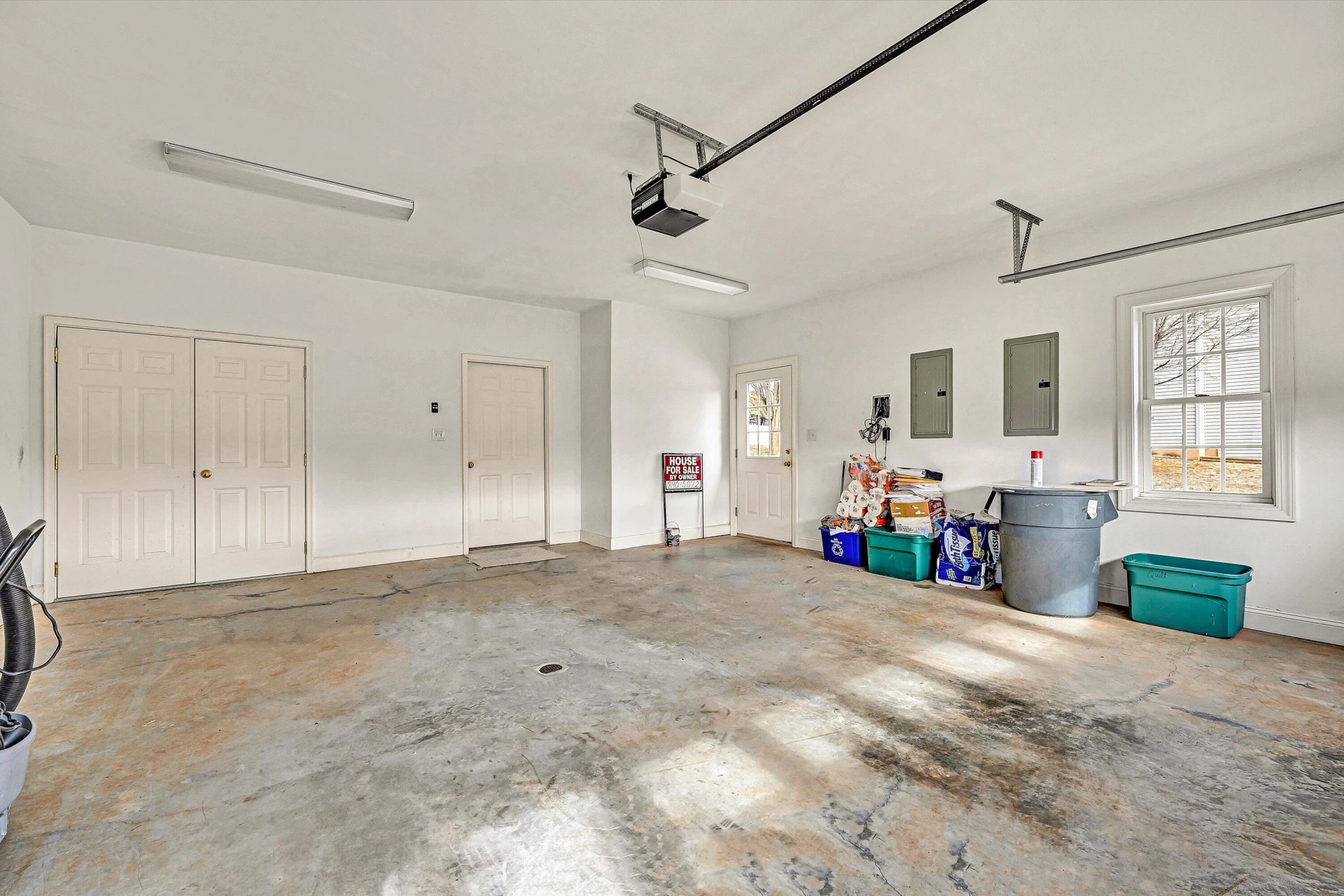 405 Dawnridge DR - Photo 29