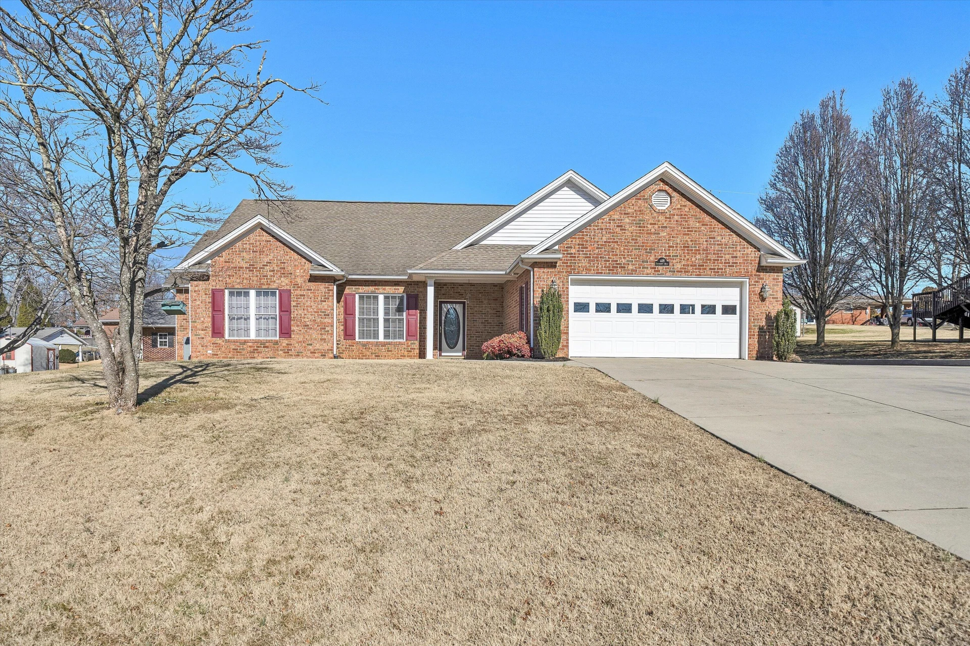405 Dawnridge DR - Photo 3