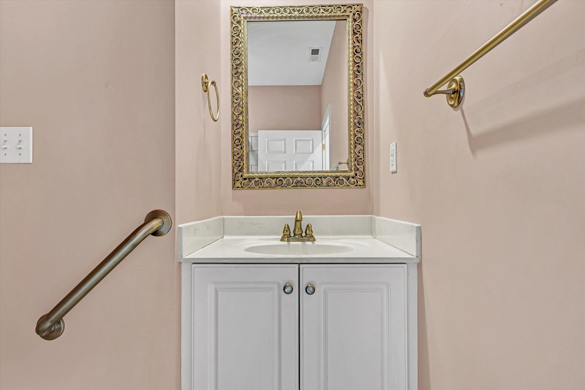 405 Dawnridge DR - Photo 33