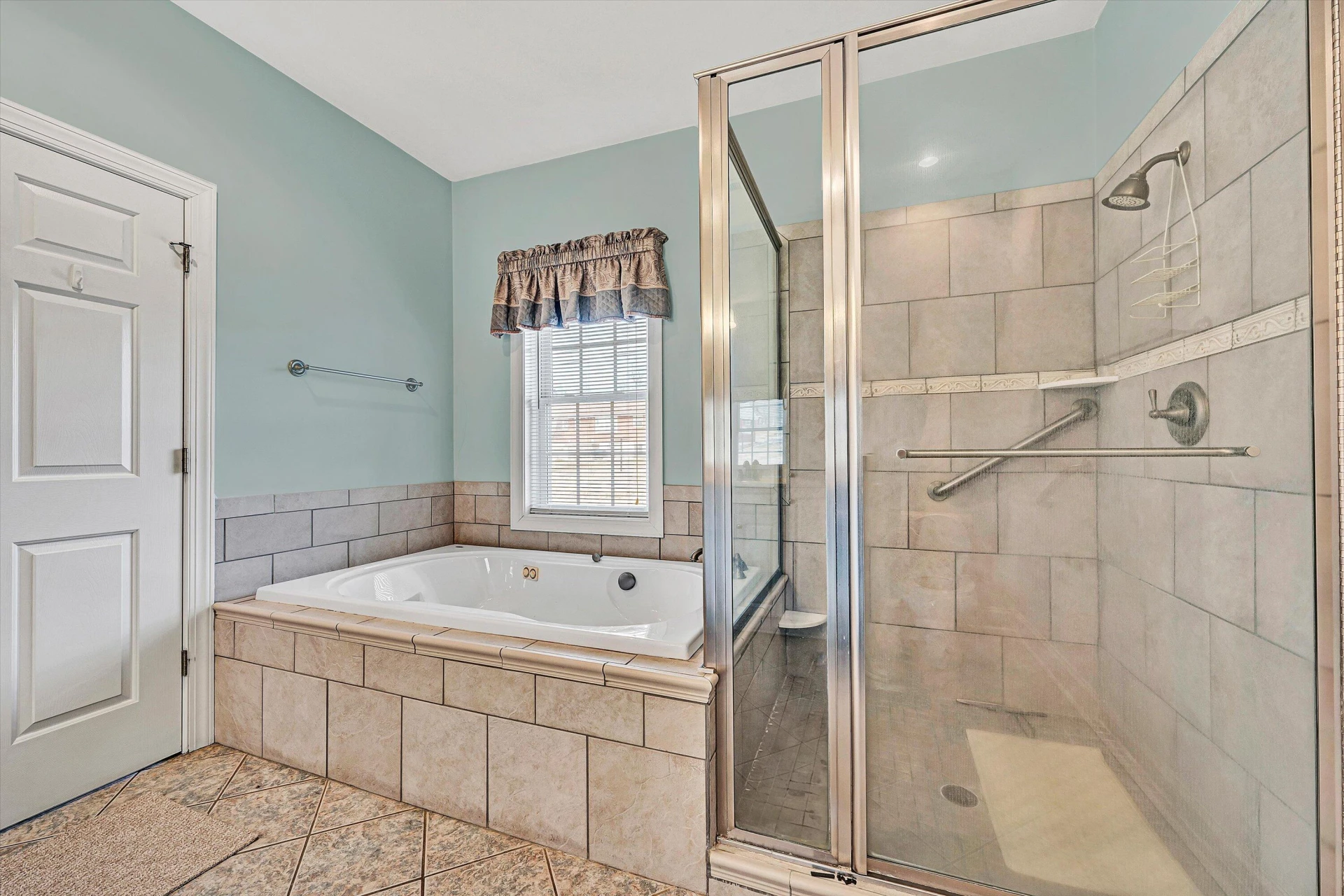 405 Dawnridge DR - Photo 39