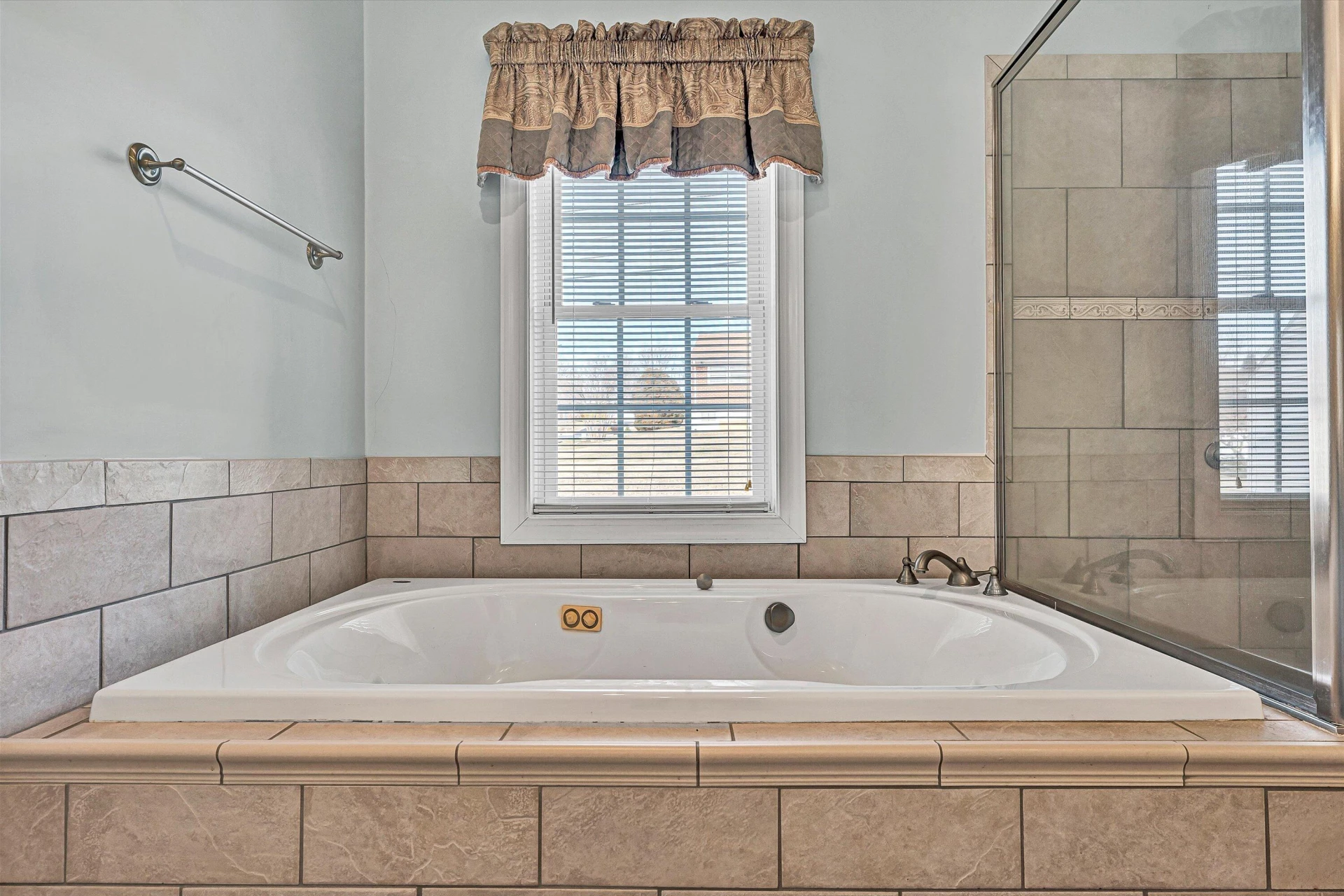 405 Dawnridge DR - Photo 40