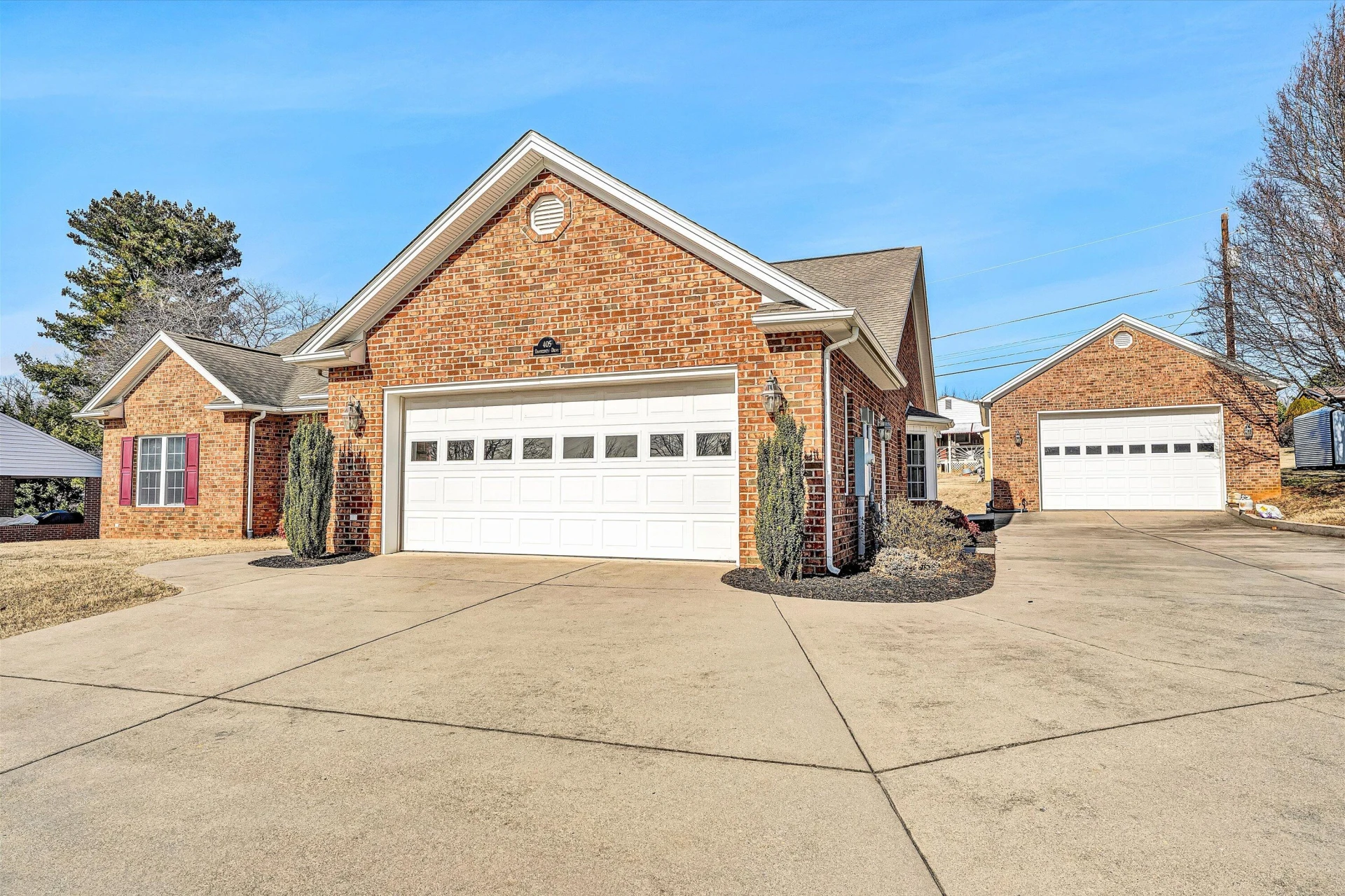 405 Dawnridge DR - Photo 56