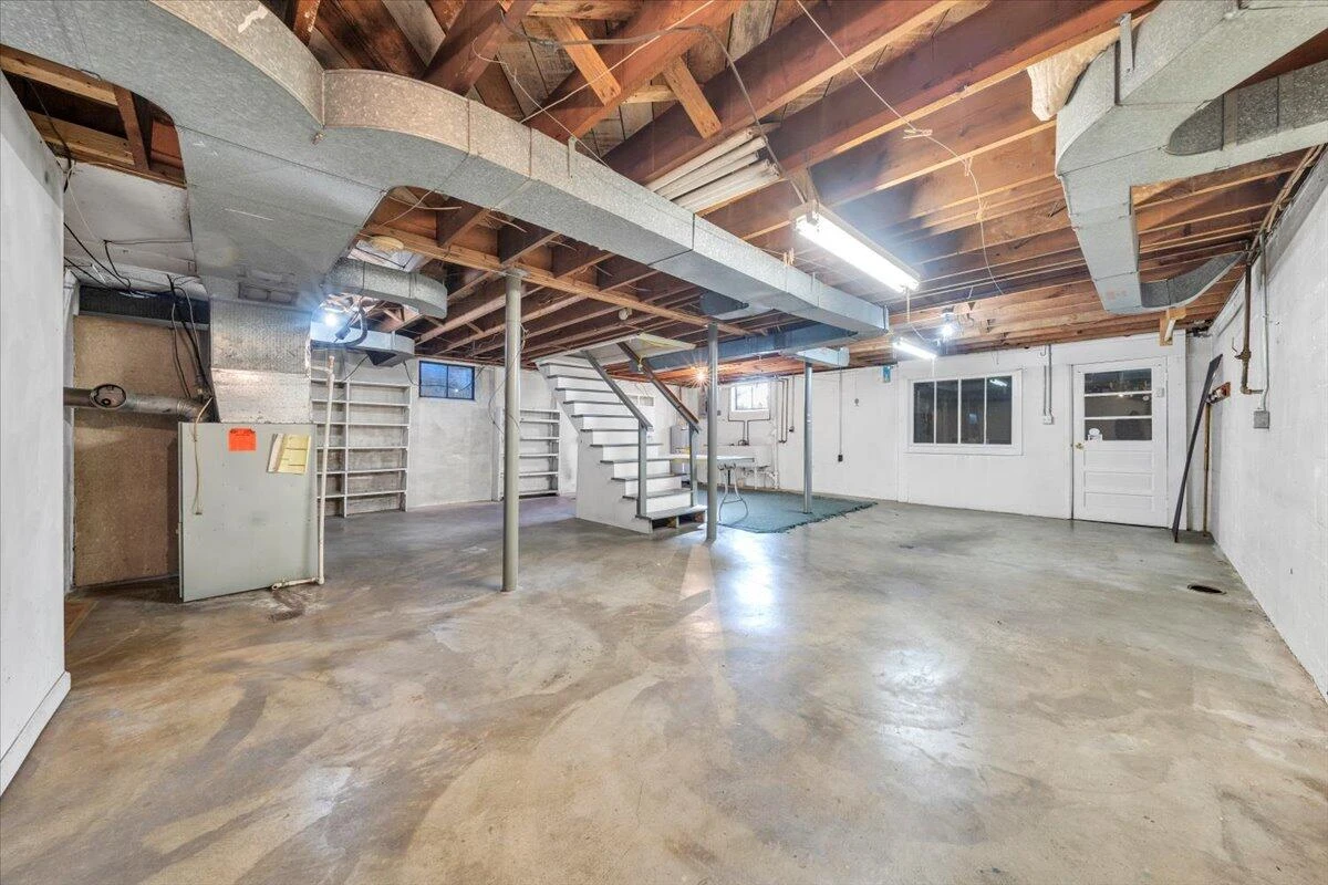 800 Circle ST - Photo 37