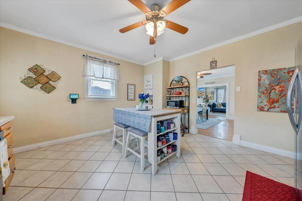 1417 Main ST - Photo 19
