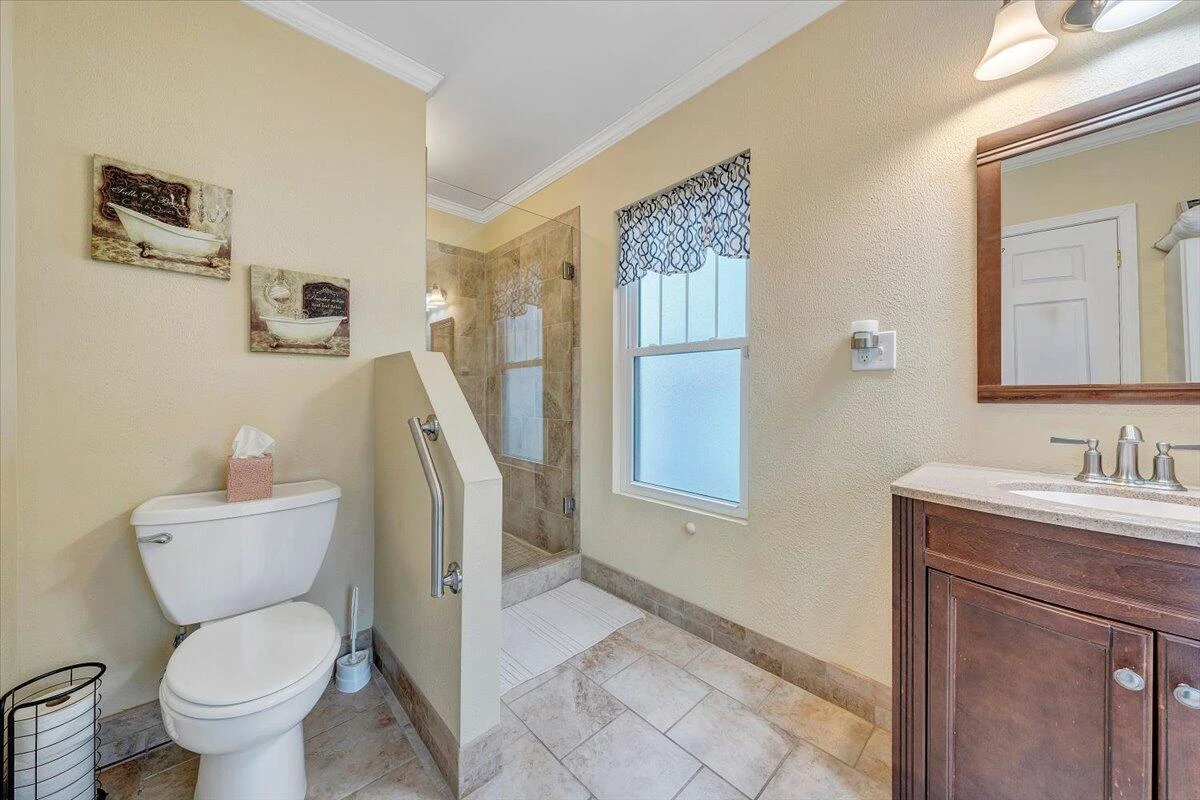 1417 Main ST - Photo 26