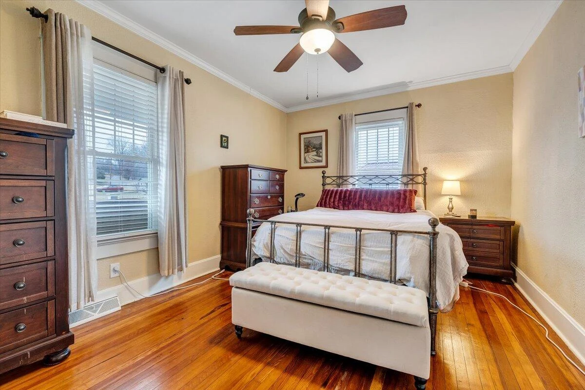 1417 Main ST - Photo 29