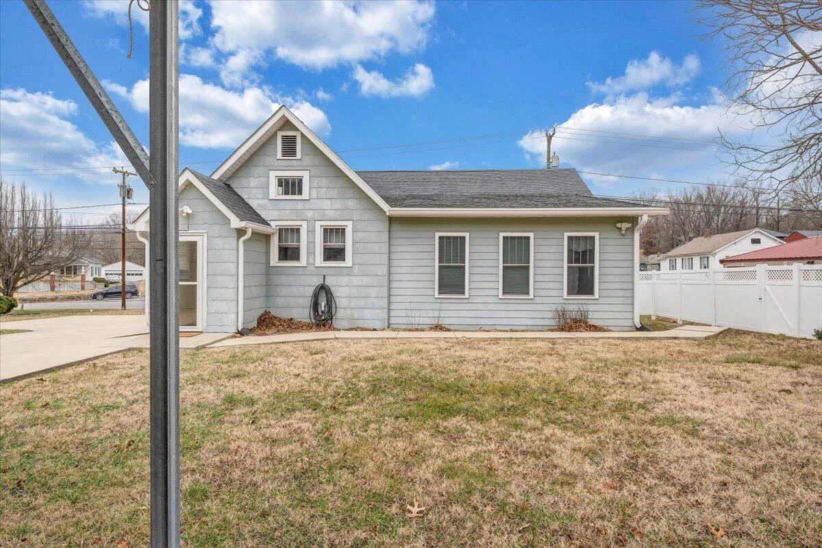 1417 Main ST - Photo 48