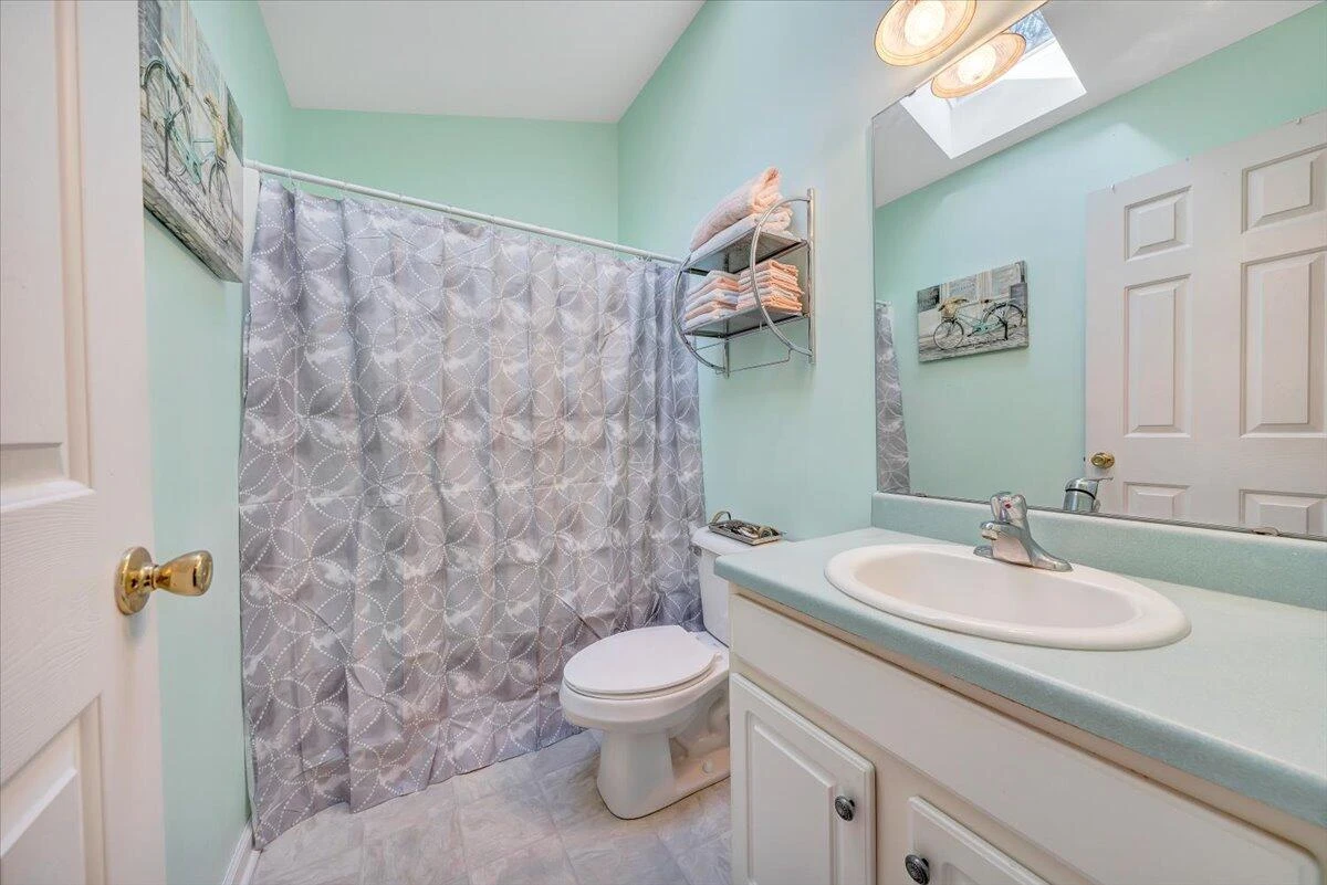 411 E Jackson AVE - Photo 14
