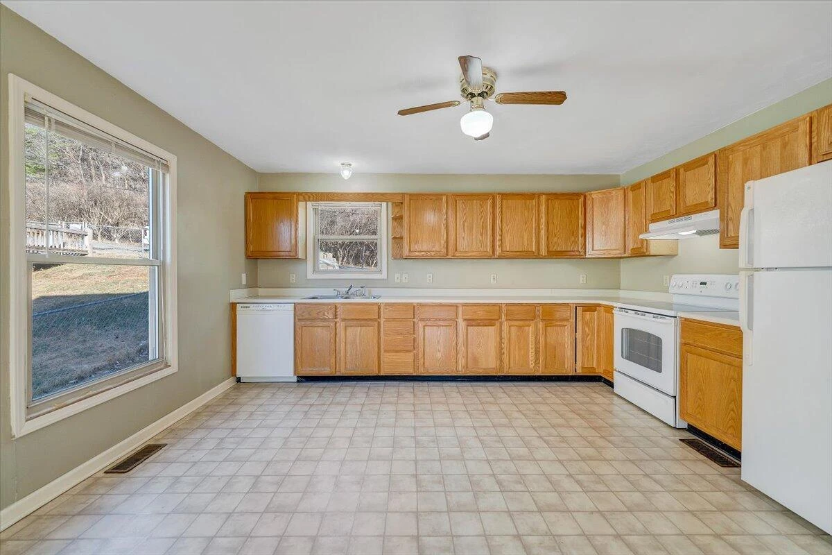 4902 Old Mountain RD NE - Photo 12