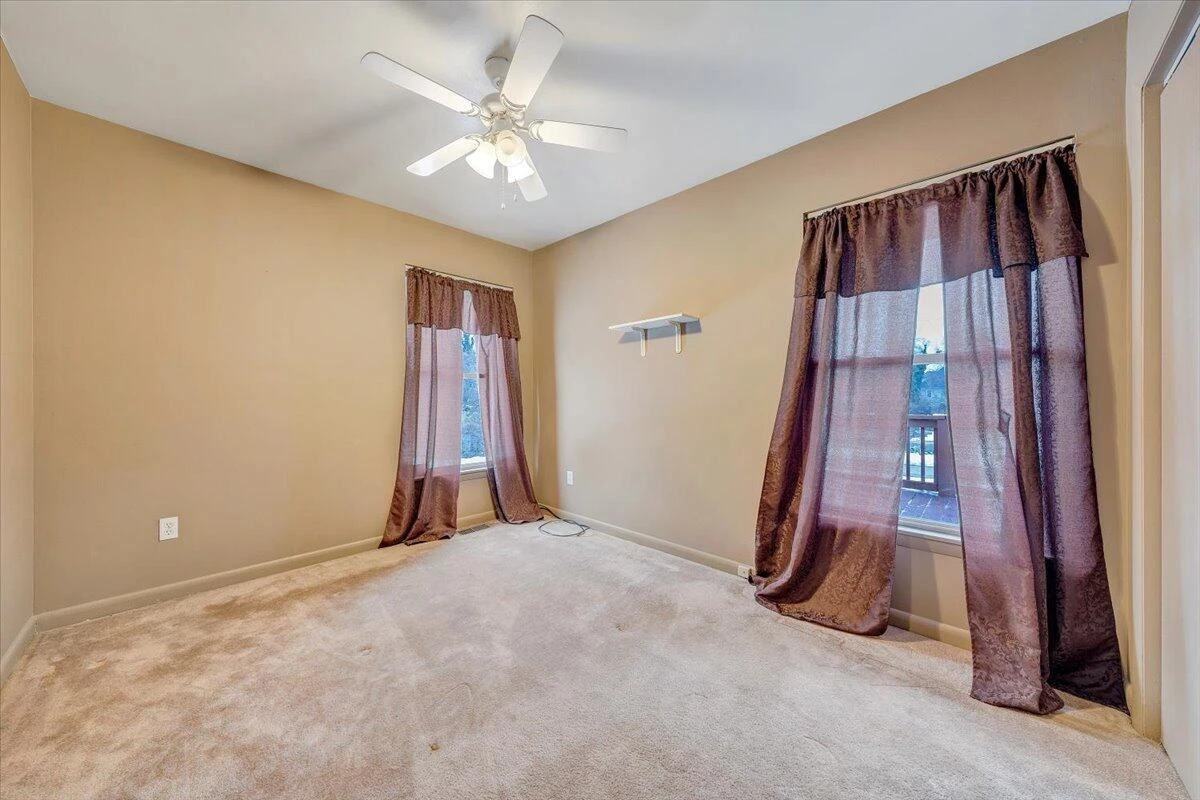 607 Loudon AVE NW - Photo 26