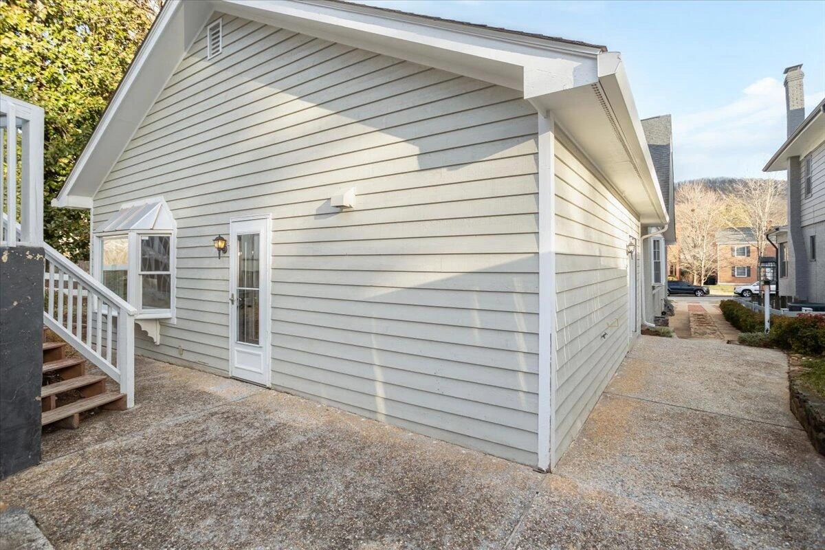 2509 Rosalind AVE SW - Photo 43