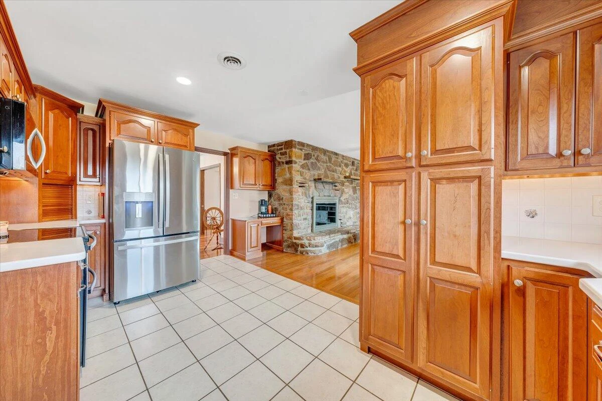 1167 Saint Peters RD - Photo 11