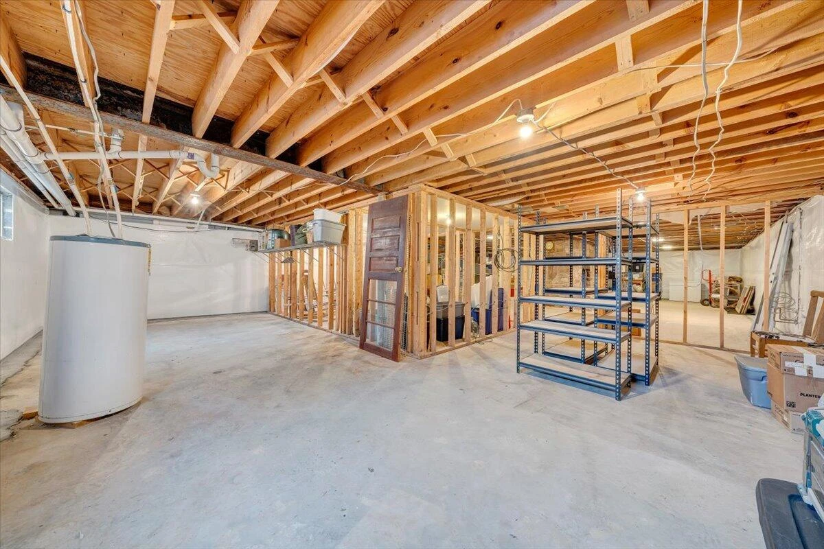 1167 Saint Peters RD - Photo 31